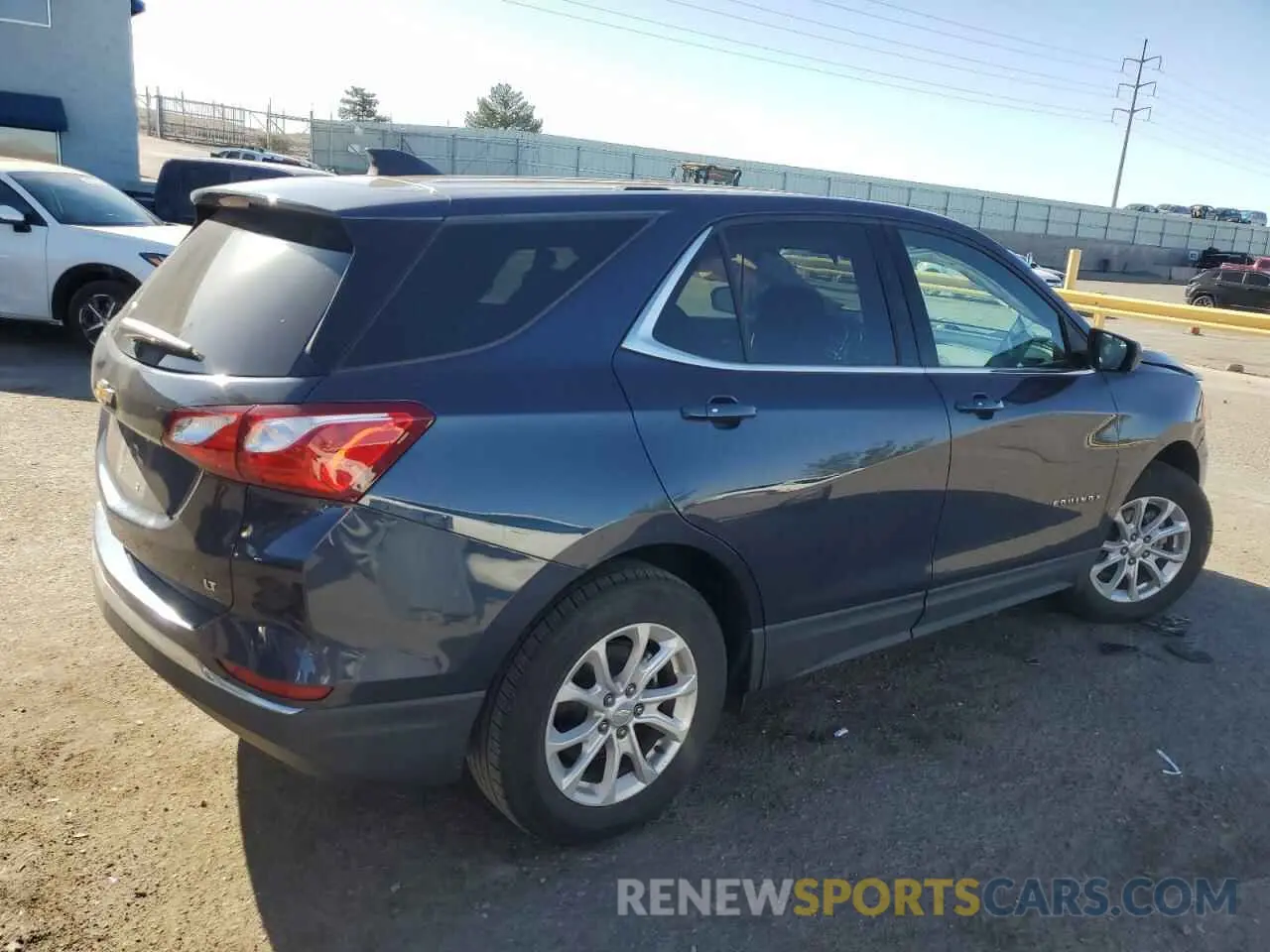 3 Photograph of a damaged car 3GNAXKEV9KL265786 CHEVROLET EQUINOX 2019