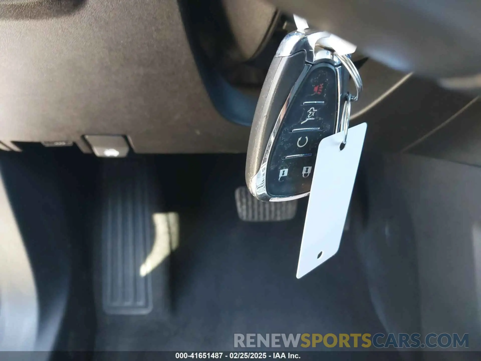 11 Photograph of a damaged car 3GNAXKEV9KL280305 CHEVROLET EQUINOX 2019