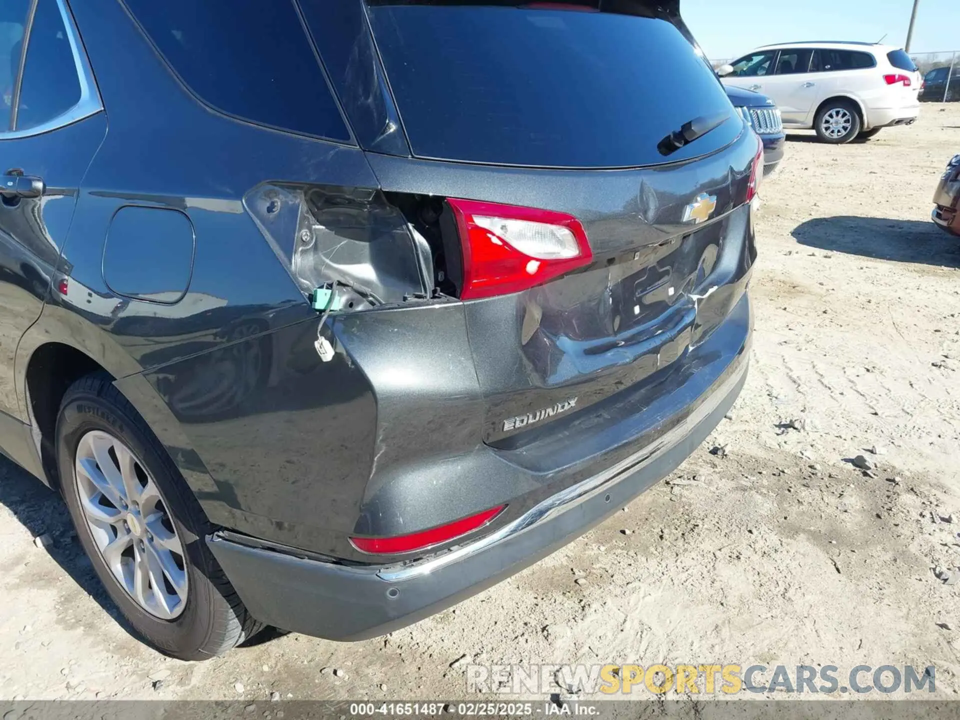 6 Photograph of a damaged car 3GNAXKEV9KL280305 CHEVROLET EQUINOX 2019