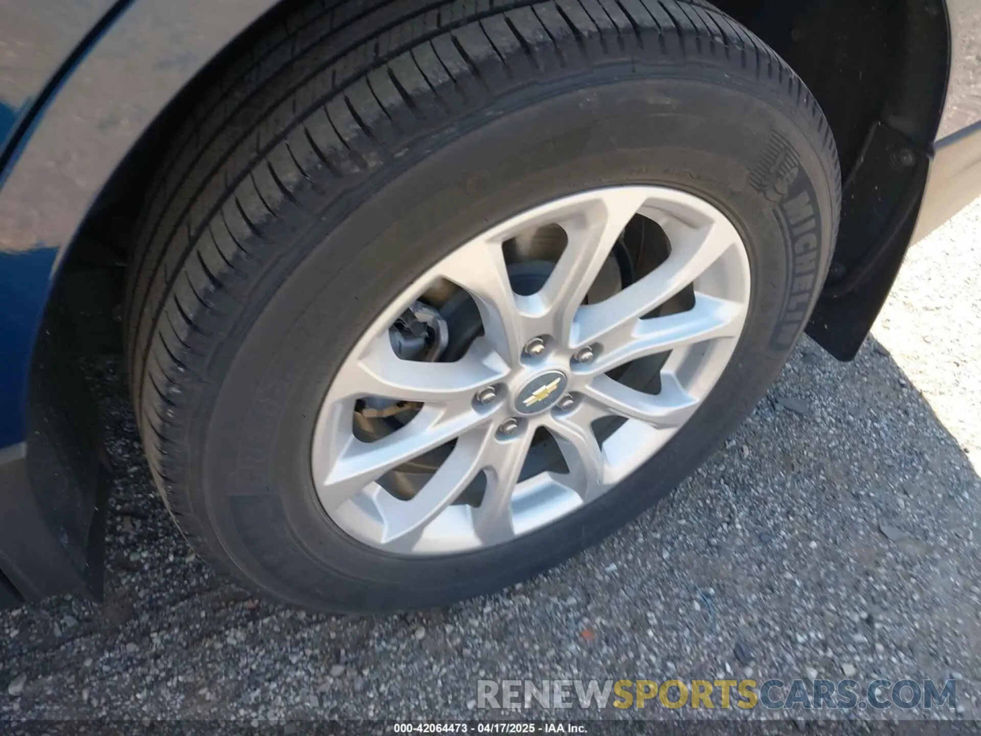 12 Photograph of a damaged car 3GNAXKEV9KL289747 CHEVROLET EQUINOX 2019