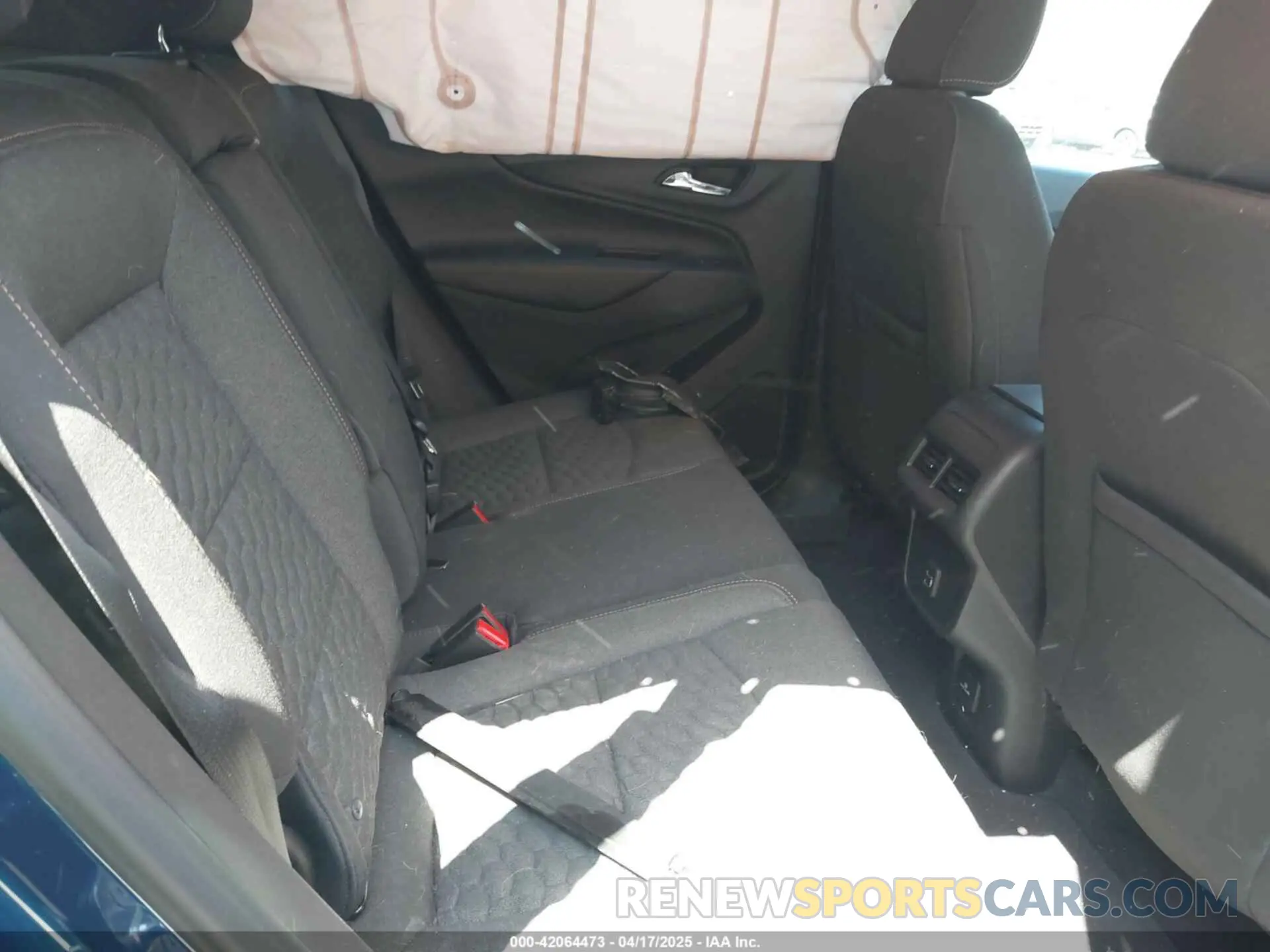 8 Photograph of a damaged car 3GNAXKEV9KL289747 CHEVROLET EQUINOX 2019