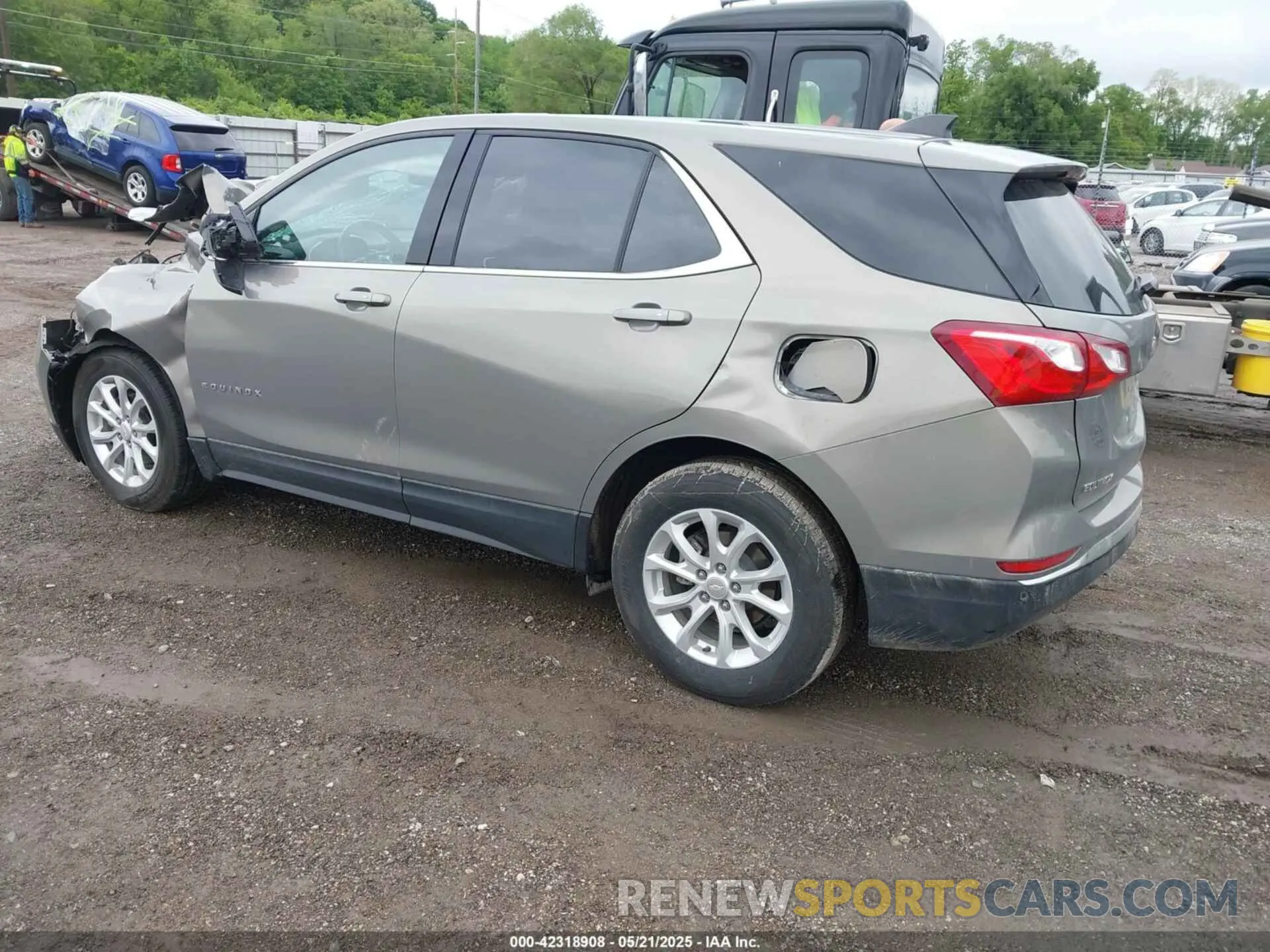 3 Photograph of a damaged car 3GNAXKEV9KS509328 CHEVROLET EQUINOX 2019
