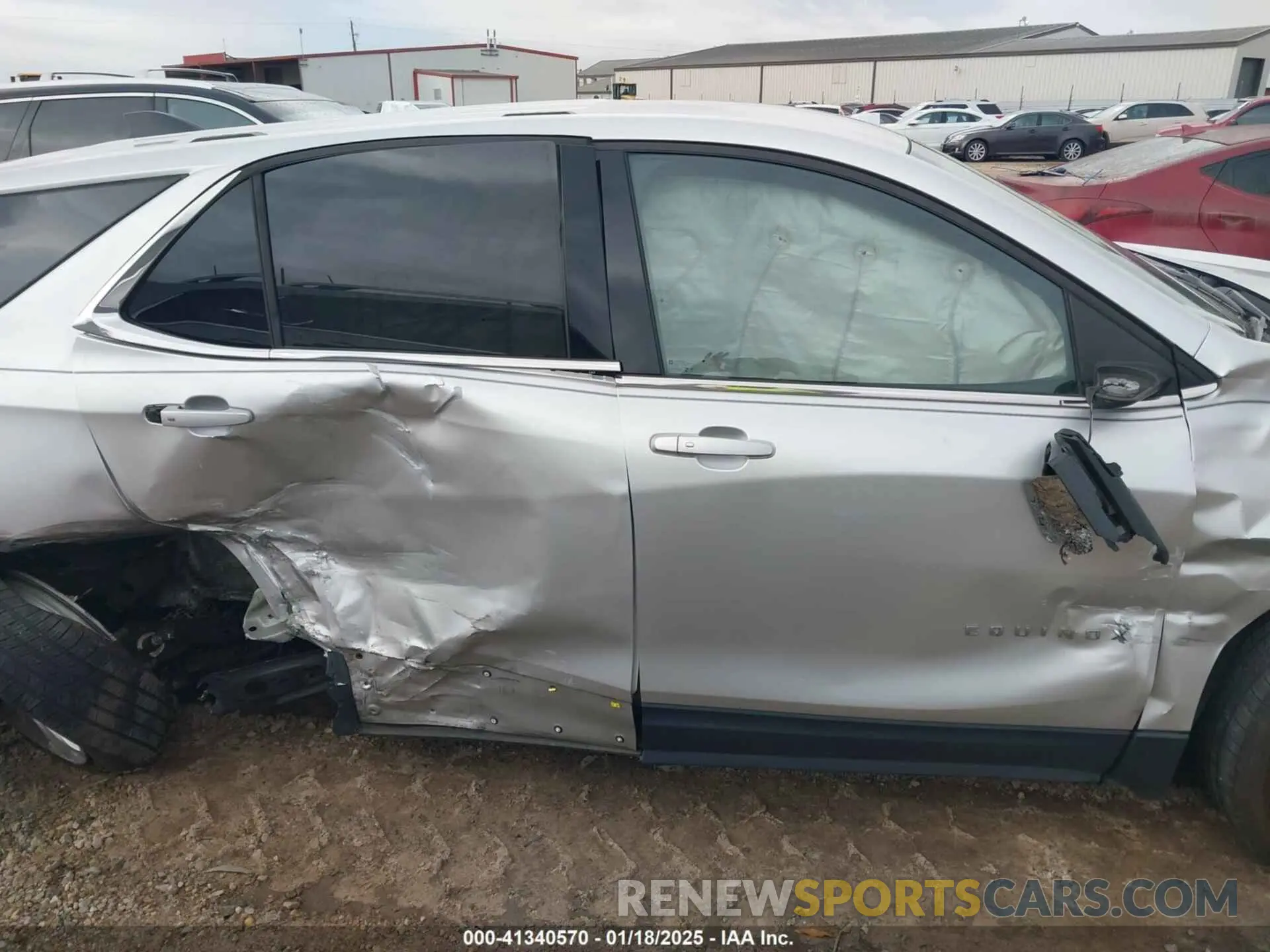 13 Photograph of a damaged car 3GNAXKEV9KS513914 CHEVROLET EQUINOX 2019