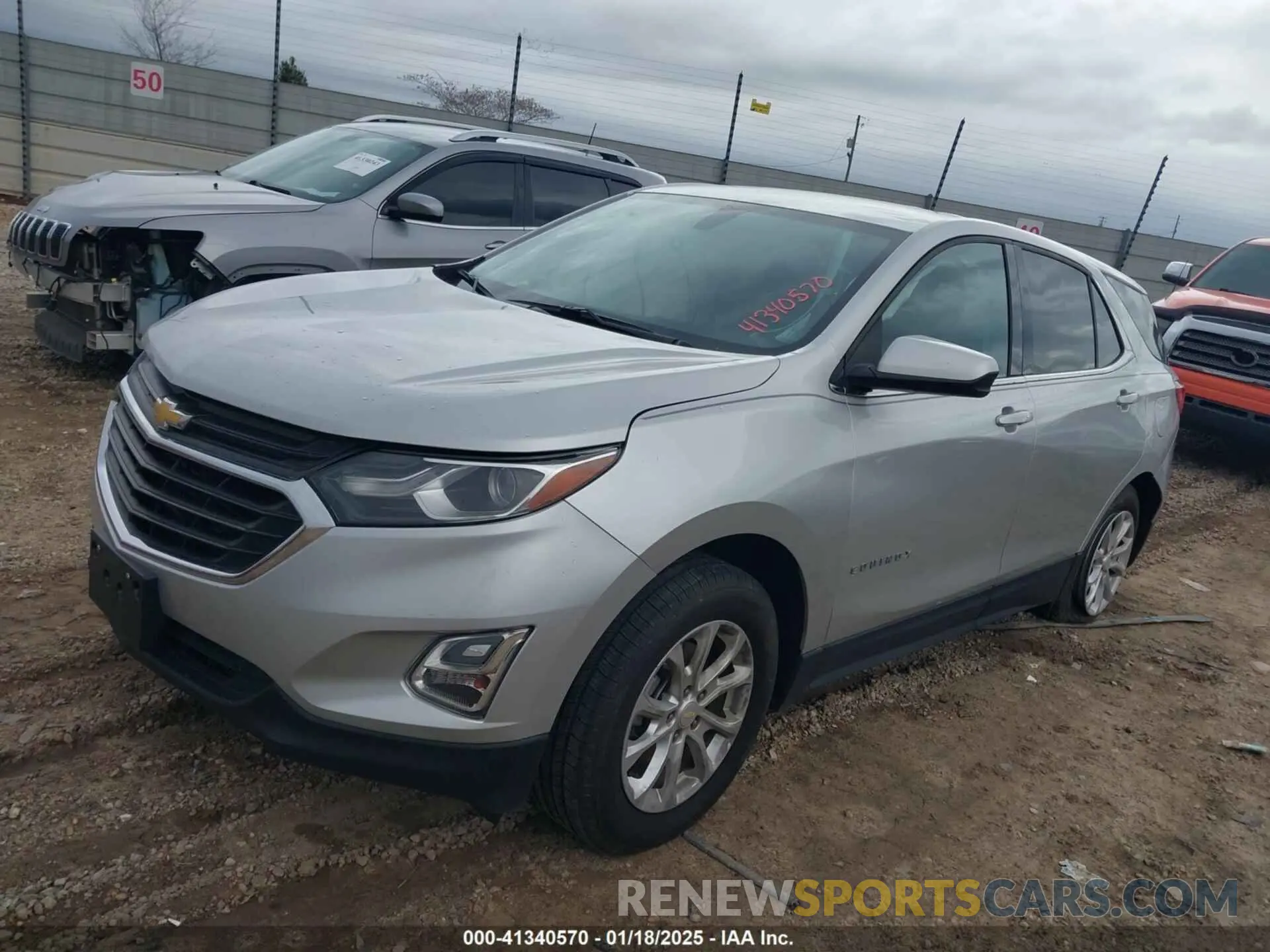 2 Photograph of a damaged car 3GNAXKEV9KS513914 CHEVROLET EQUINOX 2019