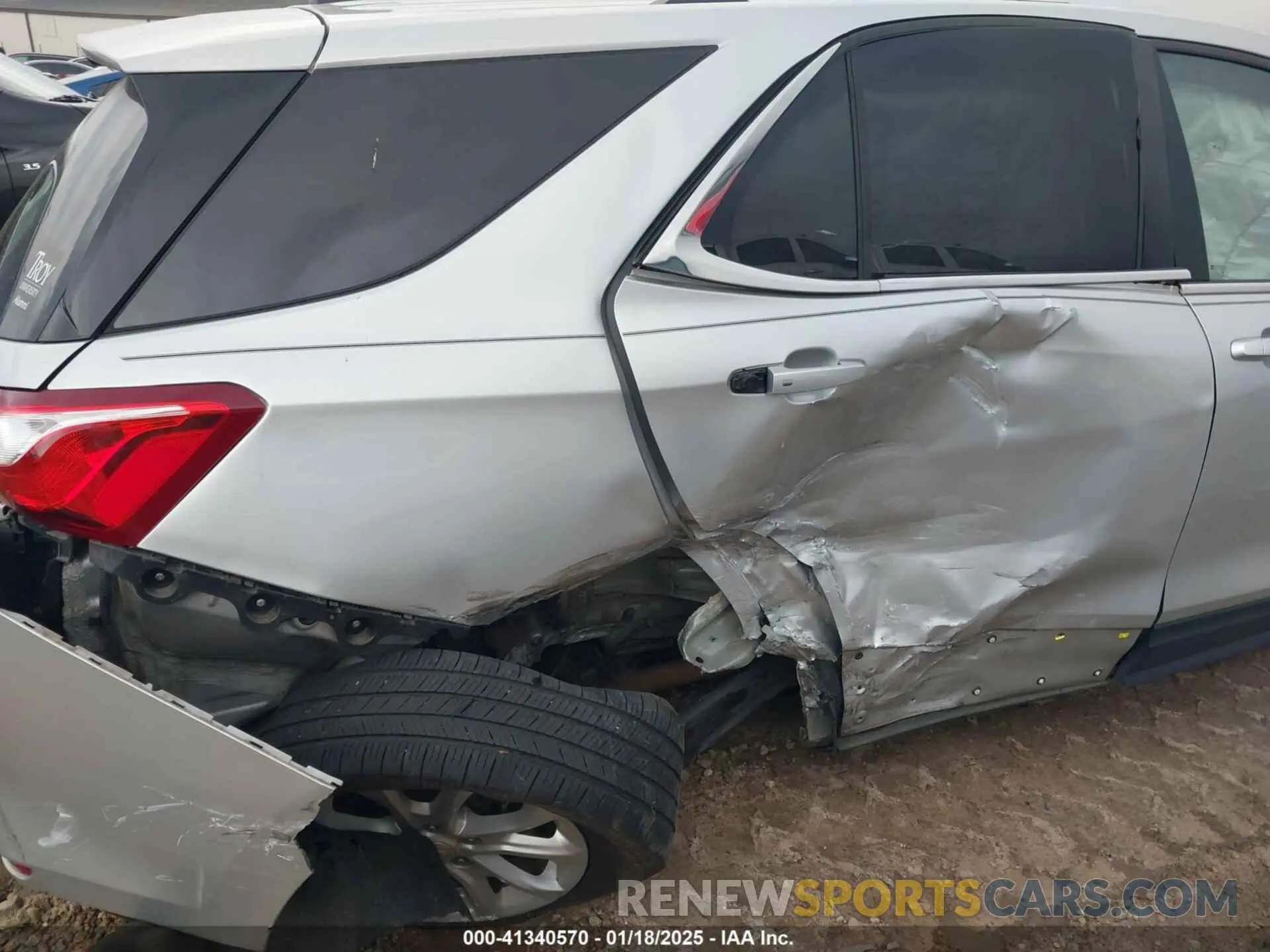 6 Photograph of a damaged car 3GNAXKEV9KS513914 CHEVROLET EQUINOX 2019