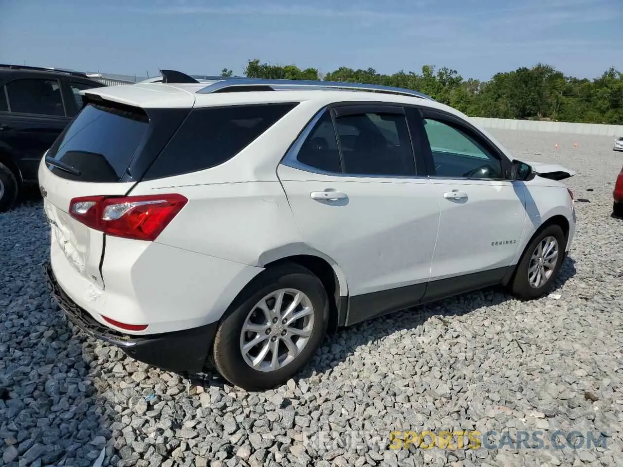 3 Photograph of a damaged car 3GNAXKEV9KS551370 CHEVROLET EQUINOX 2019