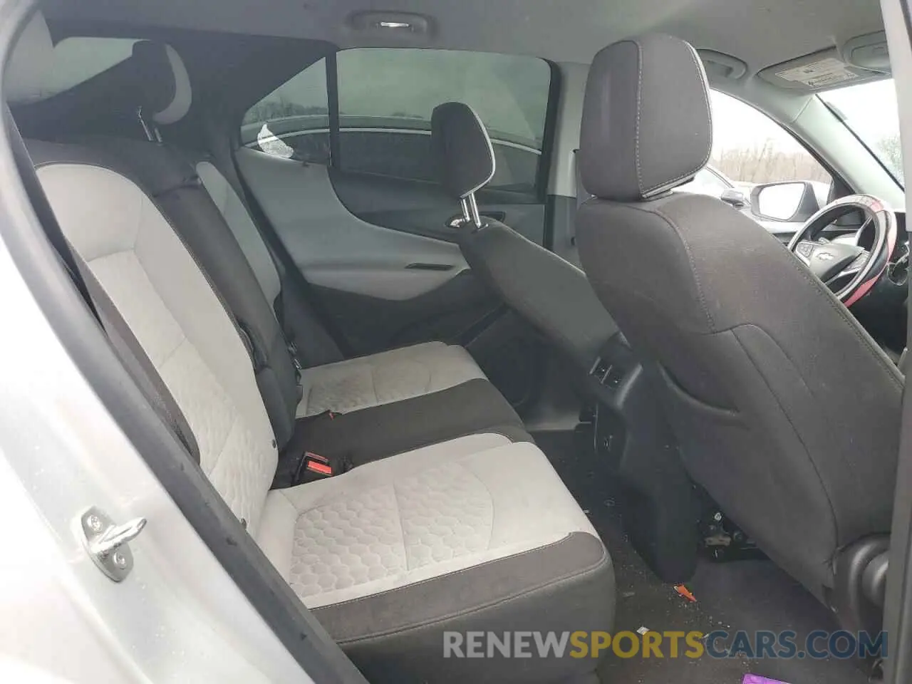 11 Photograph of a damaged car 3GNAXKEV9KS566922 CHEVROLET EQUINOX 2019