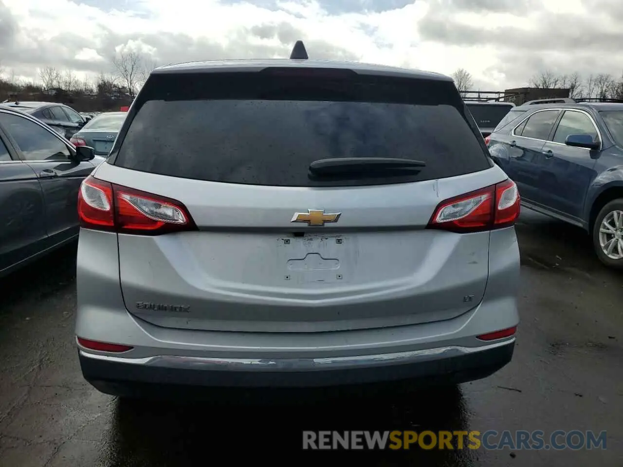 6 Photograph of a damaged car 3GNAXKEV9KS566922 CHEVROLET EQUINOX 2019