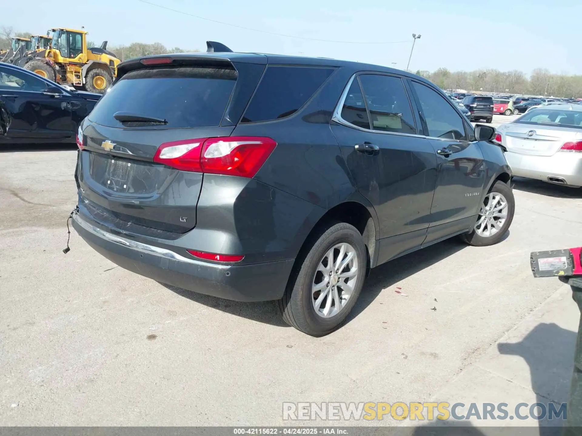 4 Photograph of a damaged car 3GNAXKEV9KS568542 CHEVROLET EQUINOX 2019