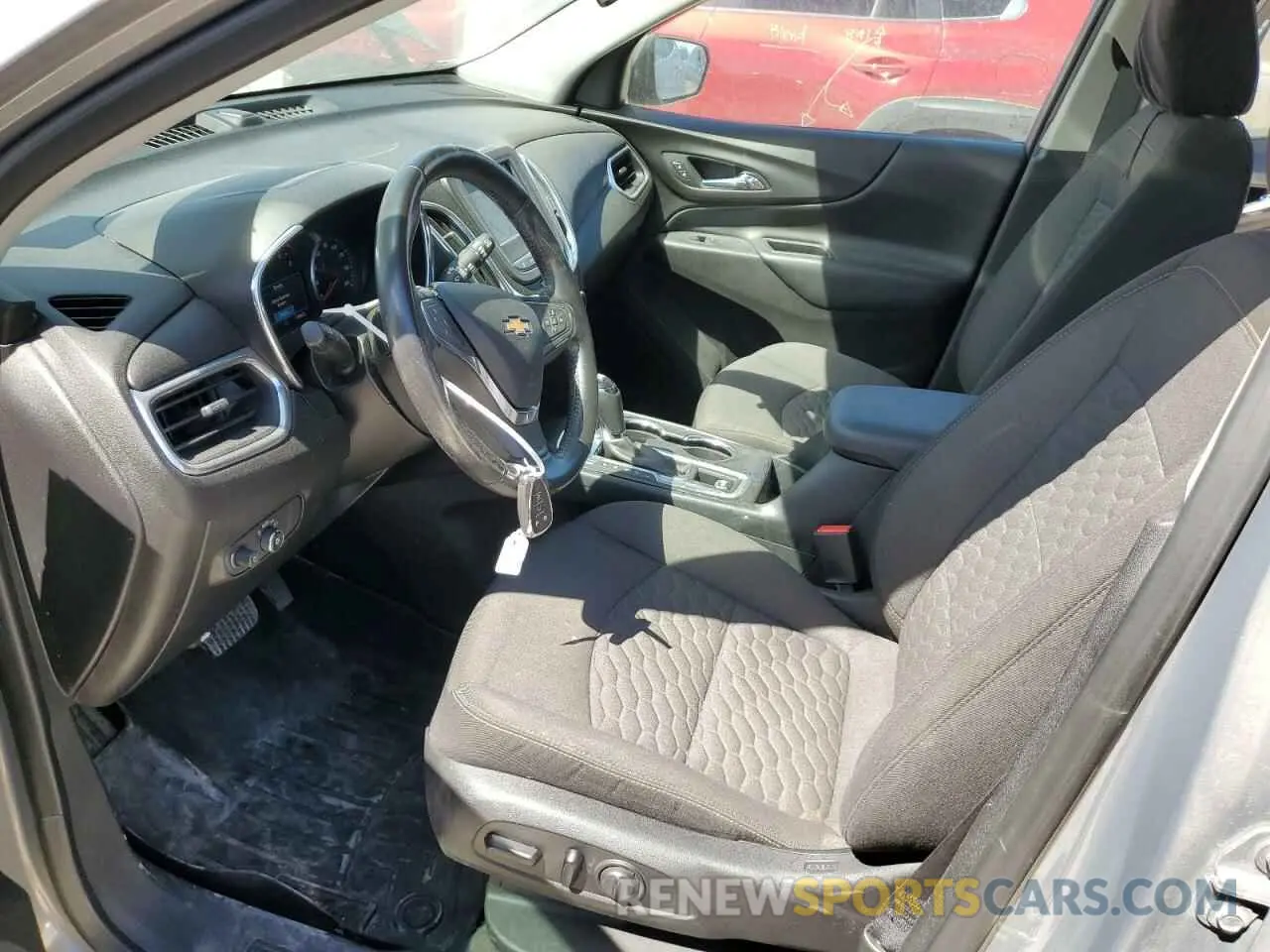 7 Photograph of a damaged car 3GNAXKEV9KS584384 CHEVROLET EQUINOX 2019