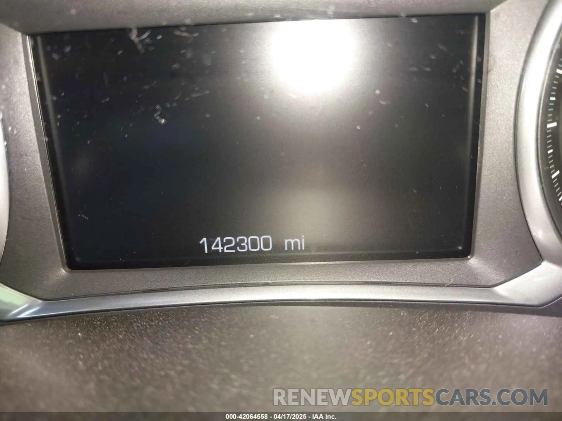 16 Photograph of a damaged car 3GNAXKEV9KS590704 CHEVROLET EQUINOX 2019