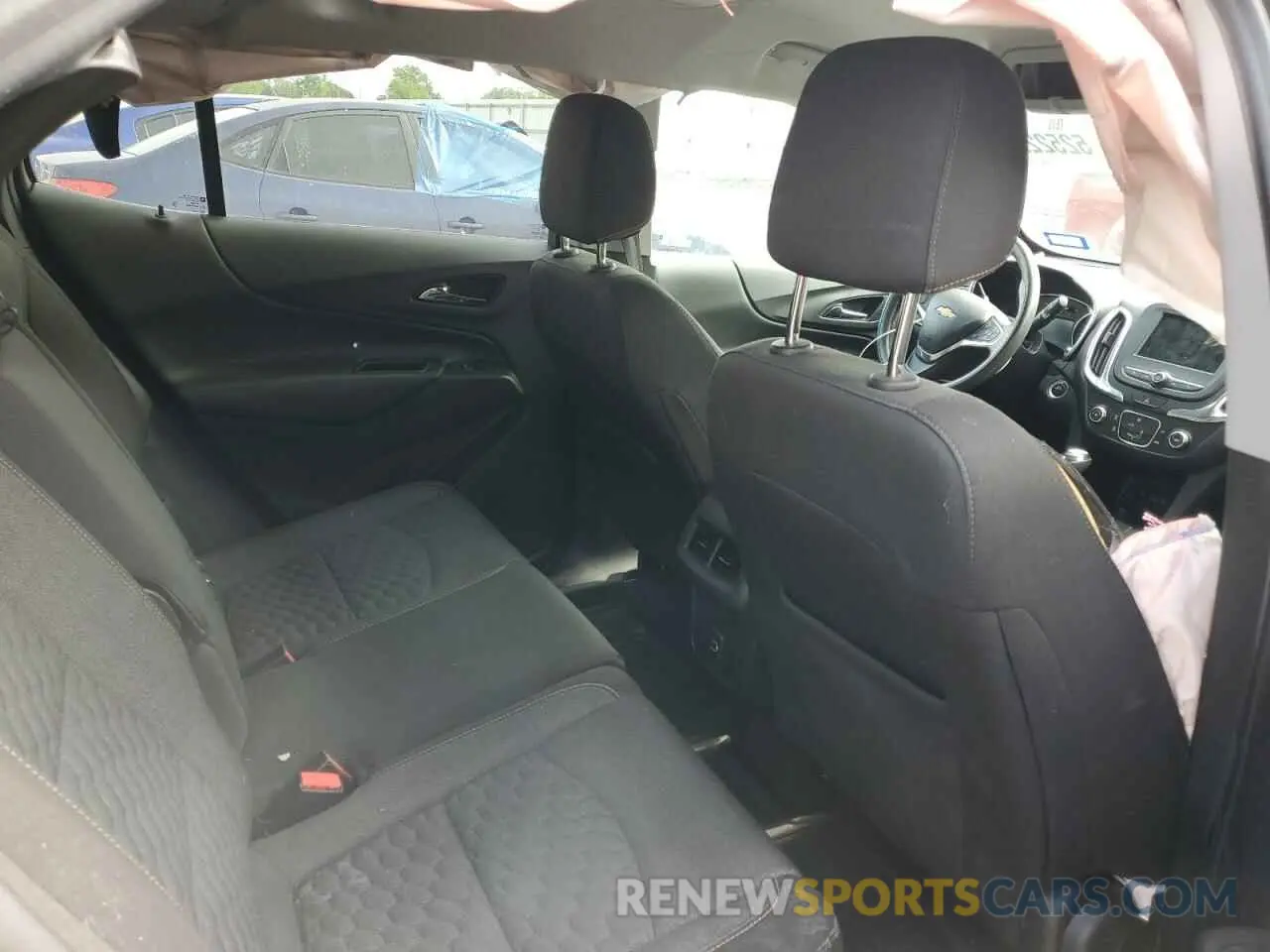 11 Photograph of a damaged car 3GNAXKEV9KS618064 CHEVROLET EQUINOX 2019