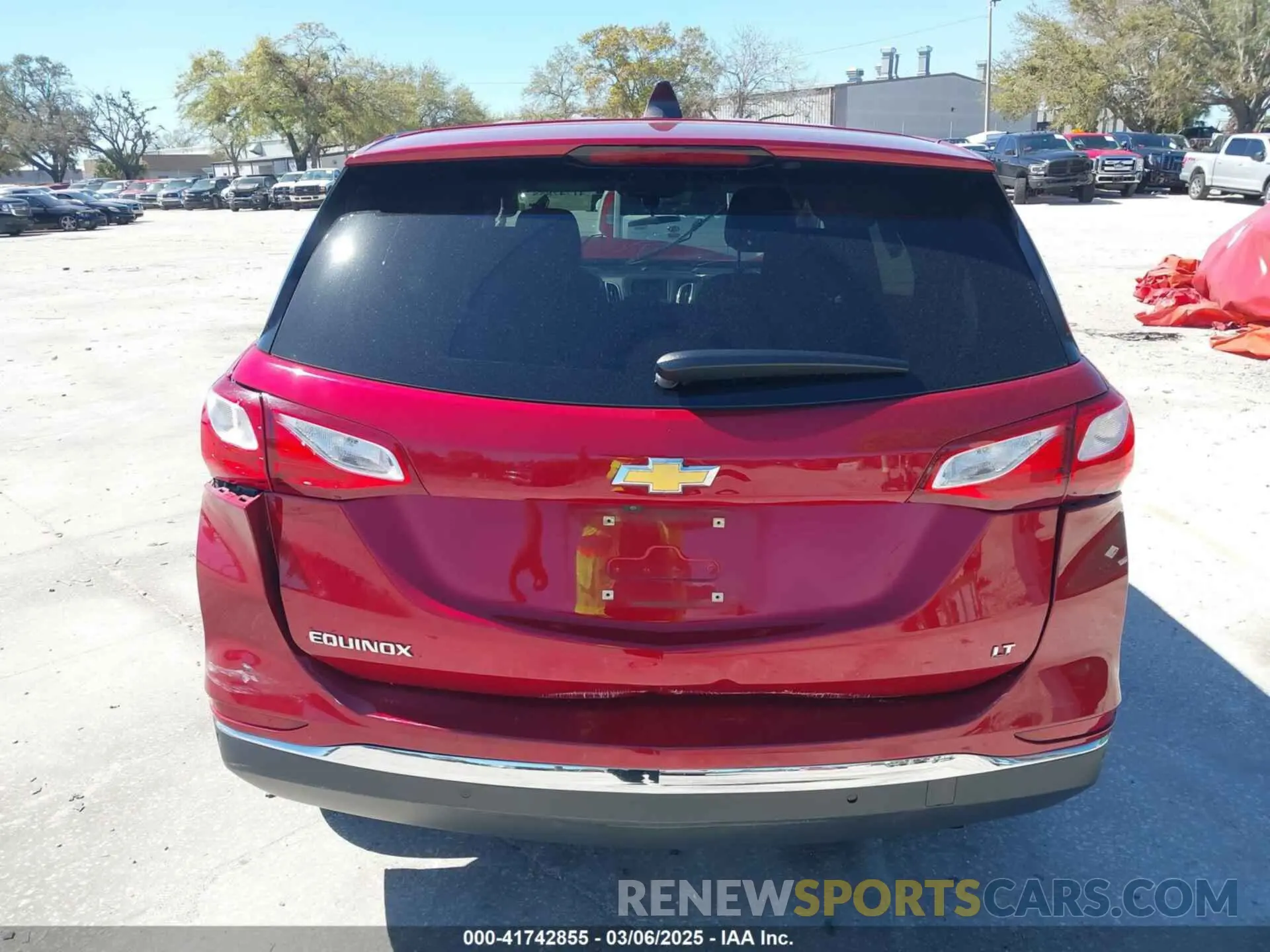 16 Photograph of a damaged car 3GNAXKEV9KS655471 CHEVROLET EQUINOX 2019