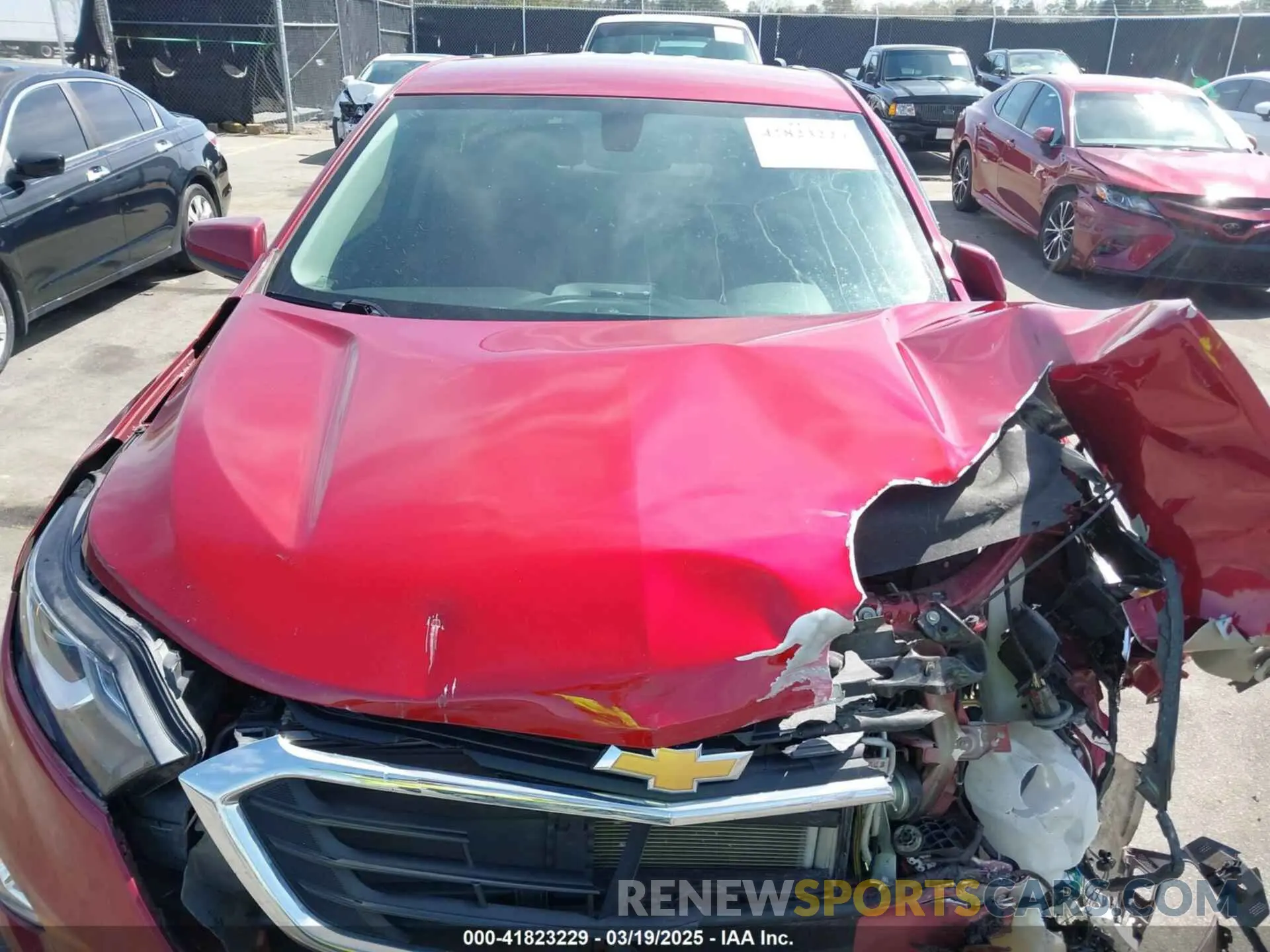 10 Photograph of a damaged car 3GNAXKEV9KS679513 CHEVROLET EQUINOX 2019