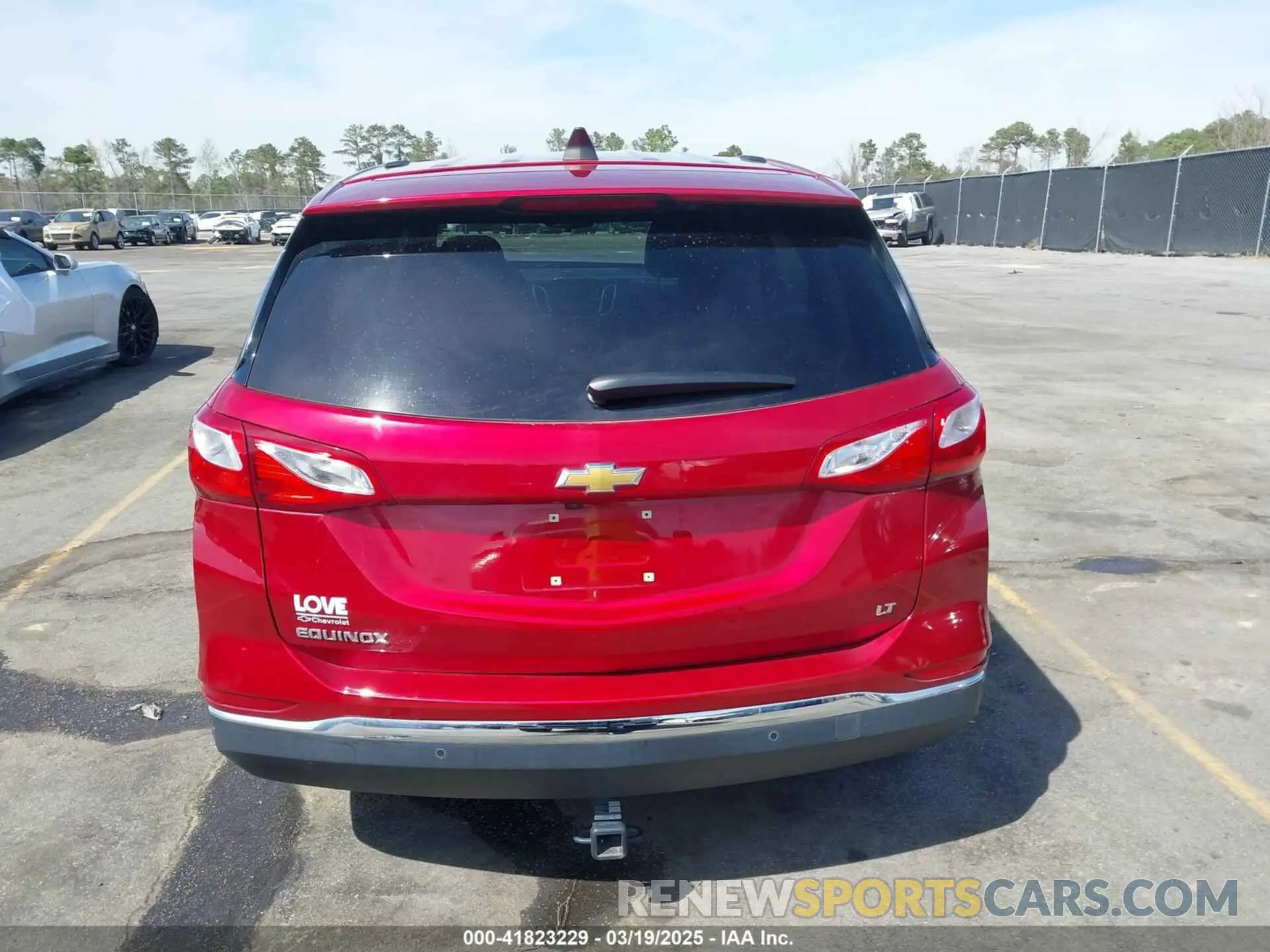 16 Photograph of a damaged car 3GNAXKEV9KS679513 CHEVROLET EQUINOX 2019
