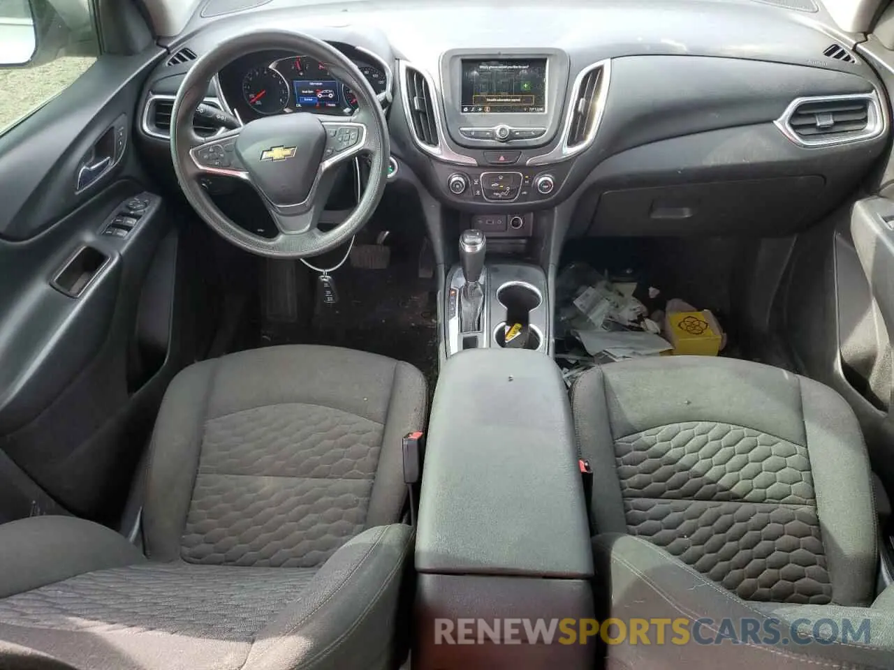 8 Photograph of a damaged car 3GNAXKEVXKL144748 CHEVROLET EQUINOX 2019