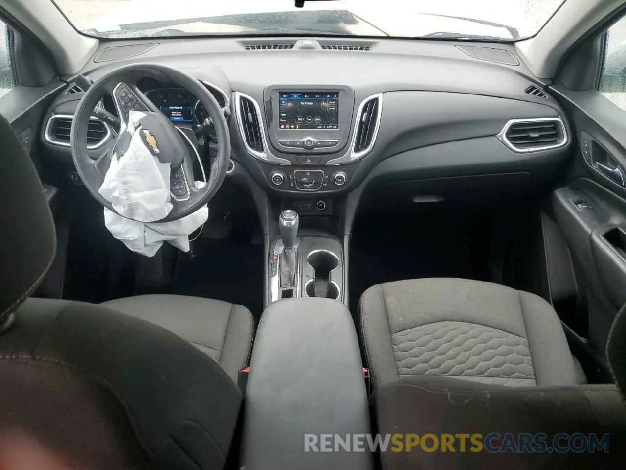 8 Photograph of a damaged car 3GNAXKEVXKL204656 CHEVROLET EQUINOX 2019