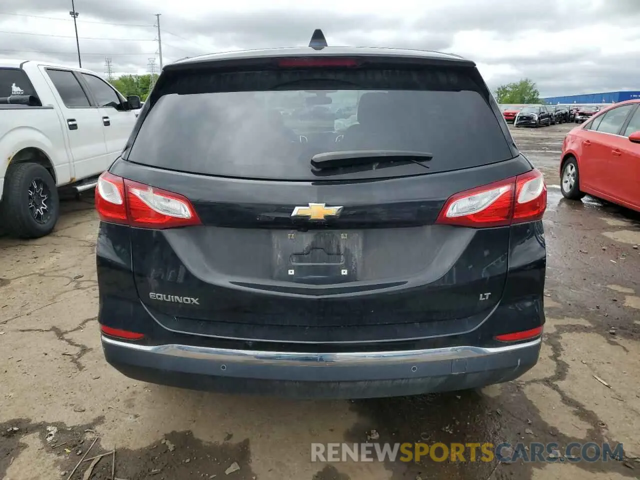 6 Photograph of a damaged car 3GNAXKEVXKL258782 CHEVROLET EQUINOX 2019