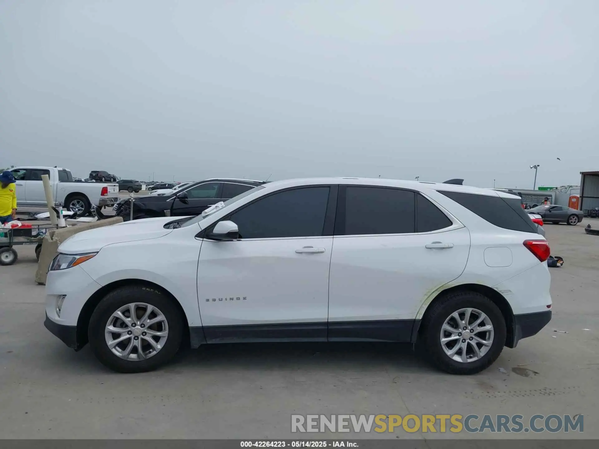 13 Photograph of a damaged car 3GNAXKEVXKL264288 CHEVROLET EQUINOX 2019