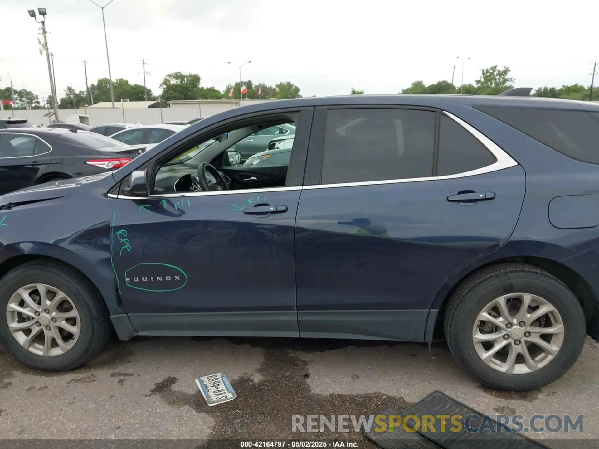 14 Photograph of a damaged car 3GNAXKEVXKL315854 CHEVROLET EQUINOX 2019