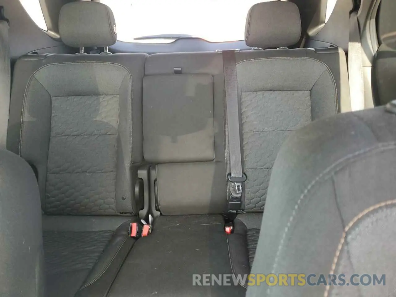 10 Photograph of a damaged car 3GNAXKEVXKS507572 CHEVROLET EQUINOX 2019