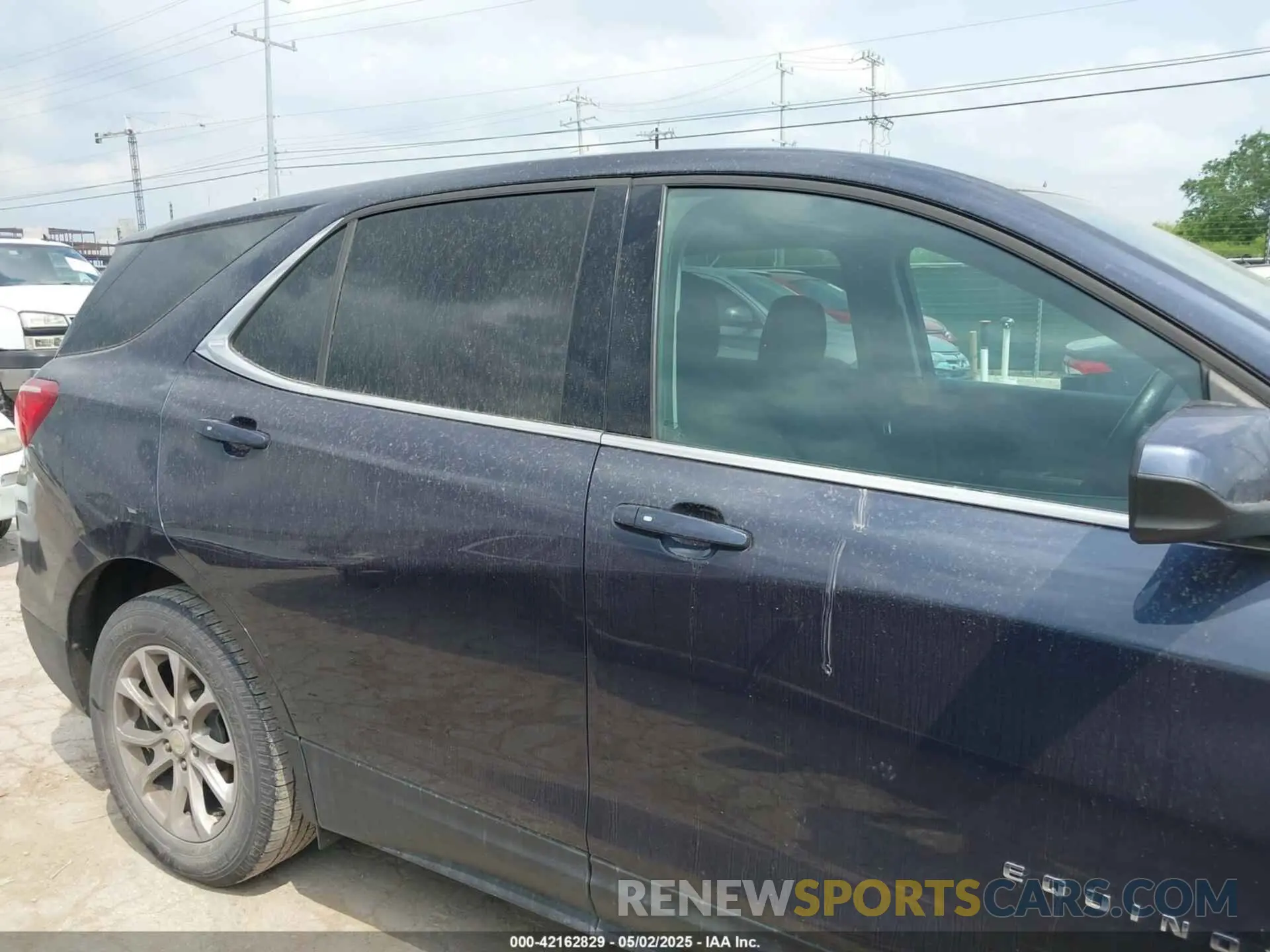 14 Photograph of a damaged car 3GNAXKEVXKS524596 CHEVROLET EQUINOX 2019