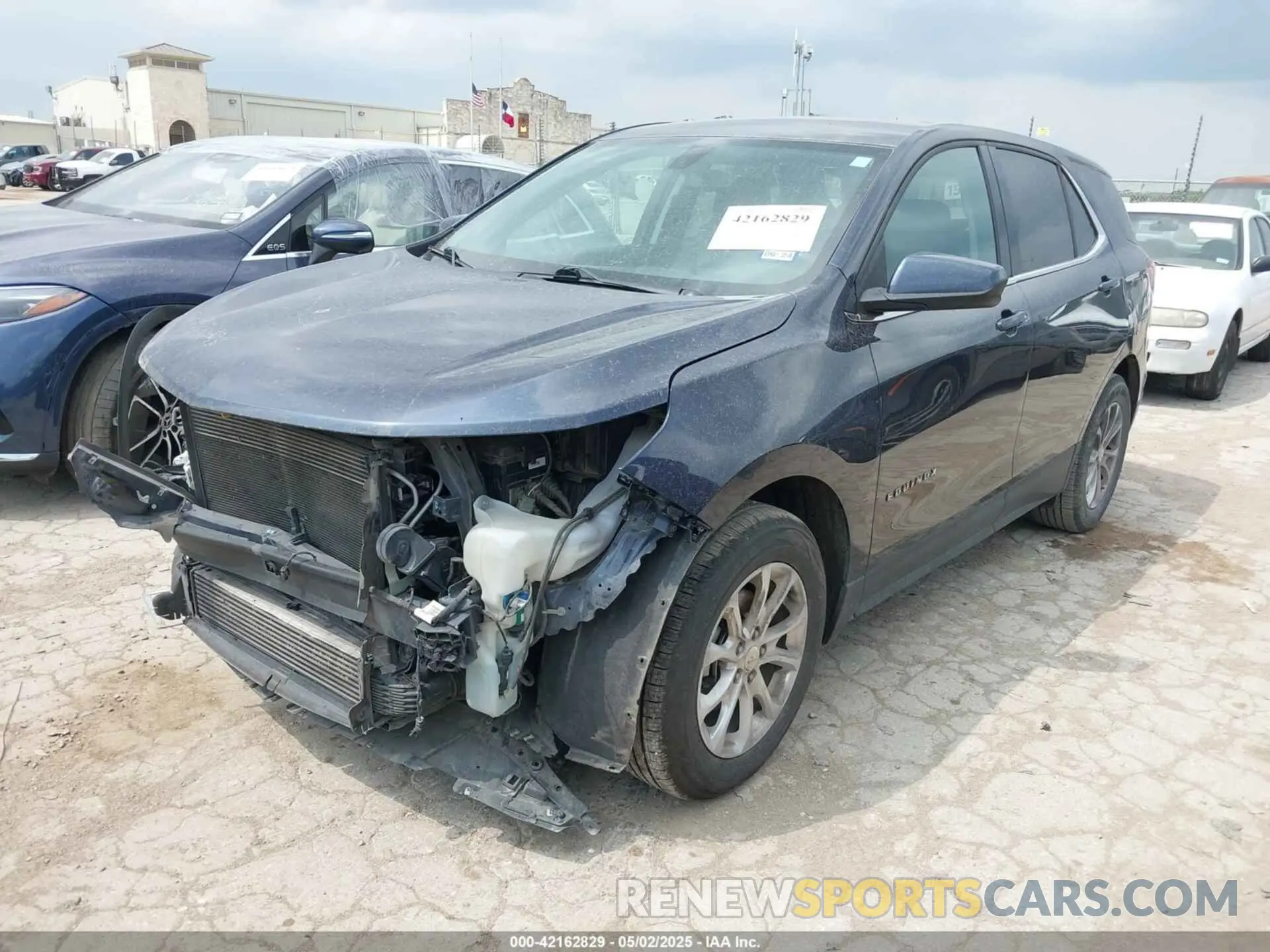 2 Photograph of a damaged car 3GNAXKEVXKS524596 CHEVROLET EQUINOX 2019