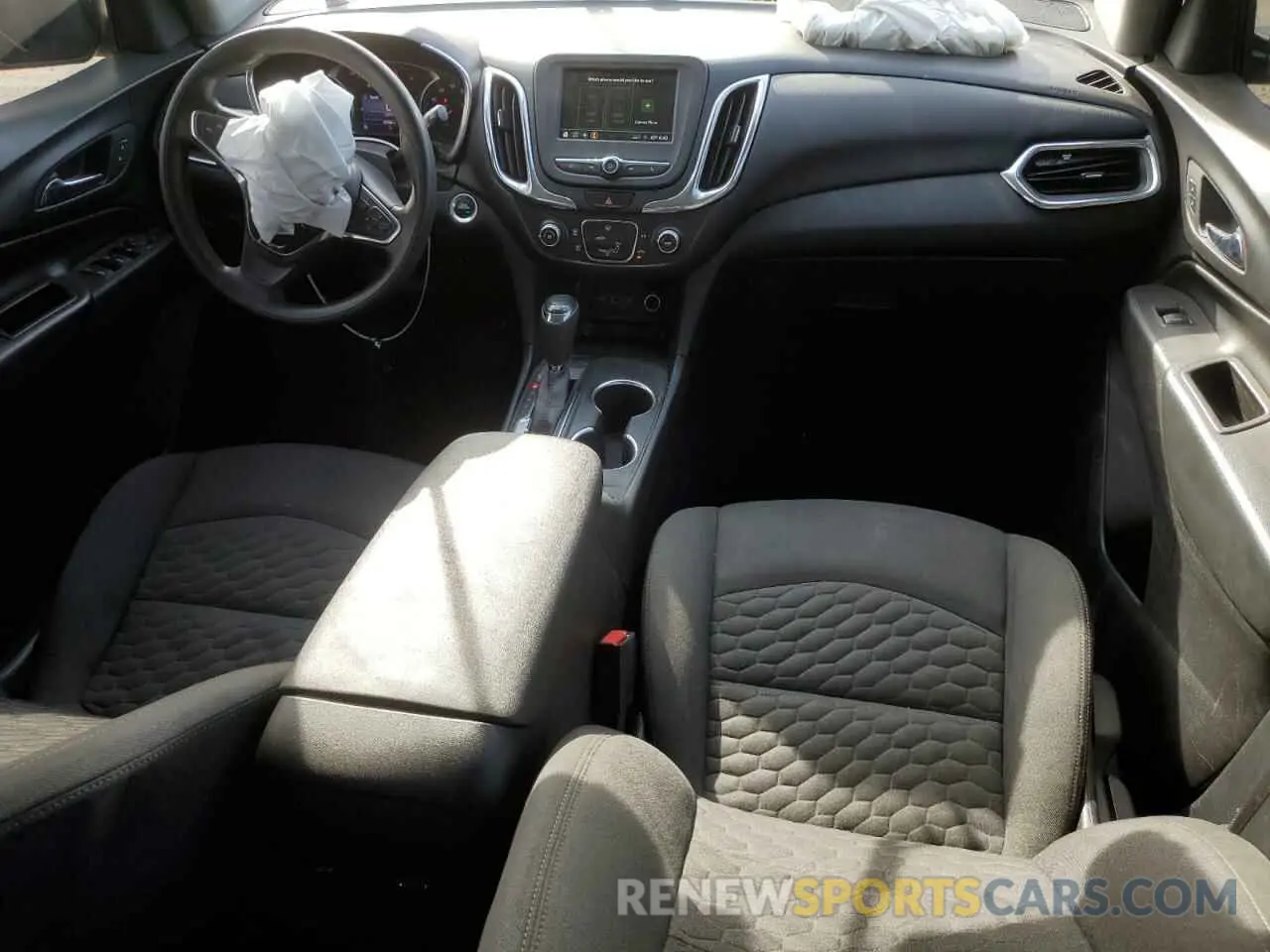 8 Photograph of a damaged car 3GNAXKEVXKS526896 CHEVROLET EQUINOX 2019