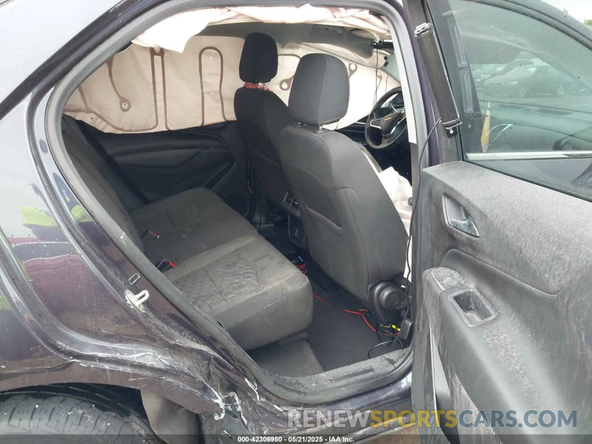 8 Photograph of a damaged car 3GNAXKEVXKS547103 CHEVROLET EQUINOX 2019