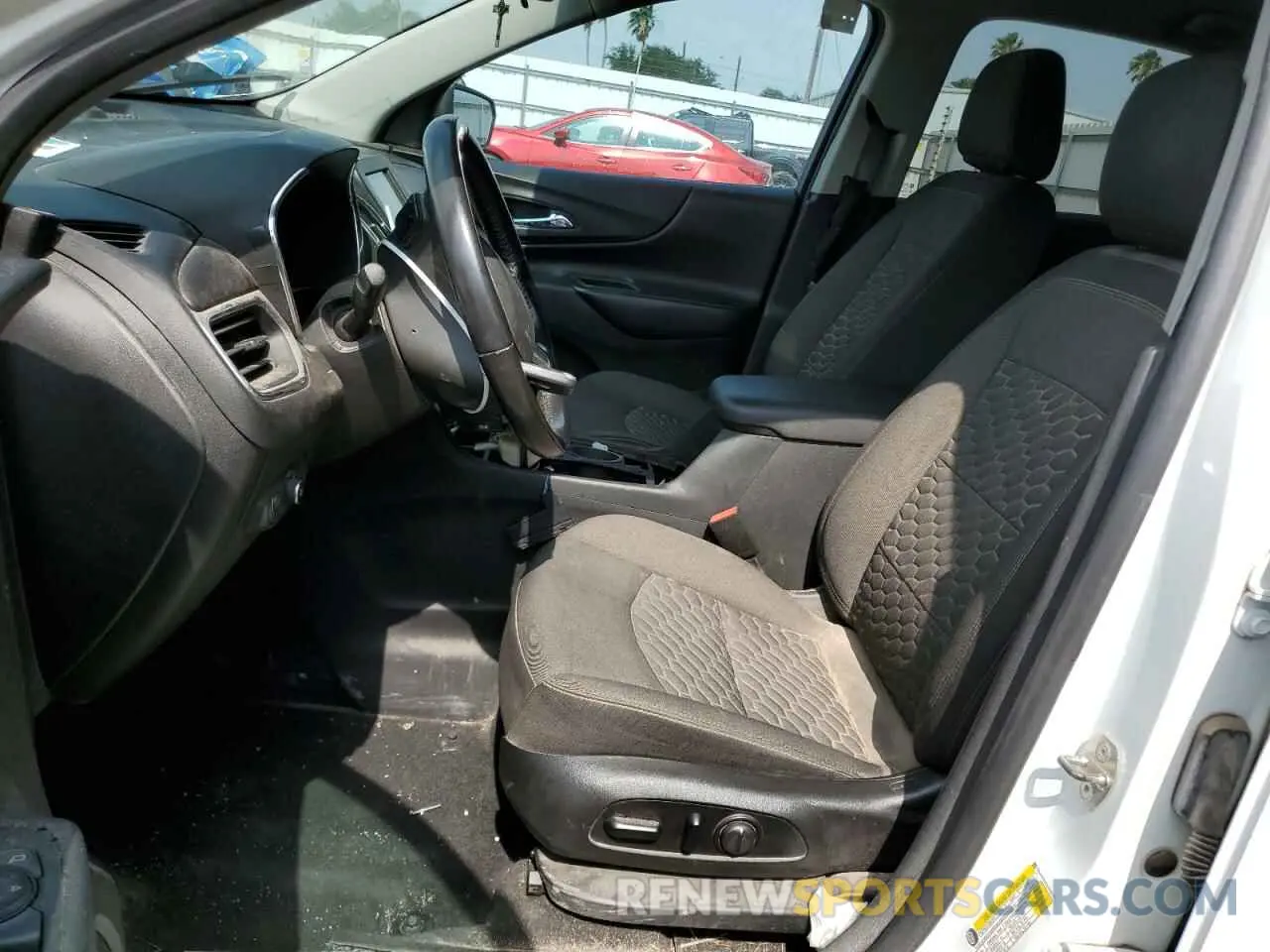 7 Photograph of a damaged car 3GNAXKEVXKS560370 CHEVROLET EQUINOX 2019