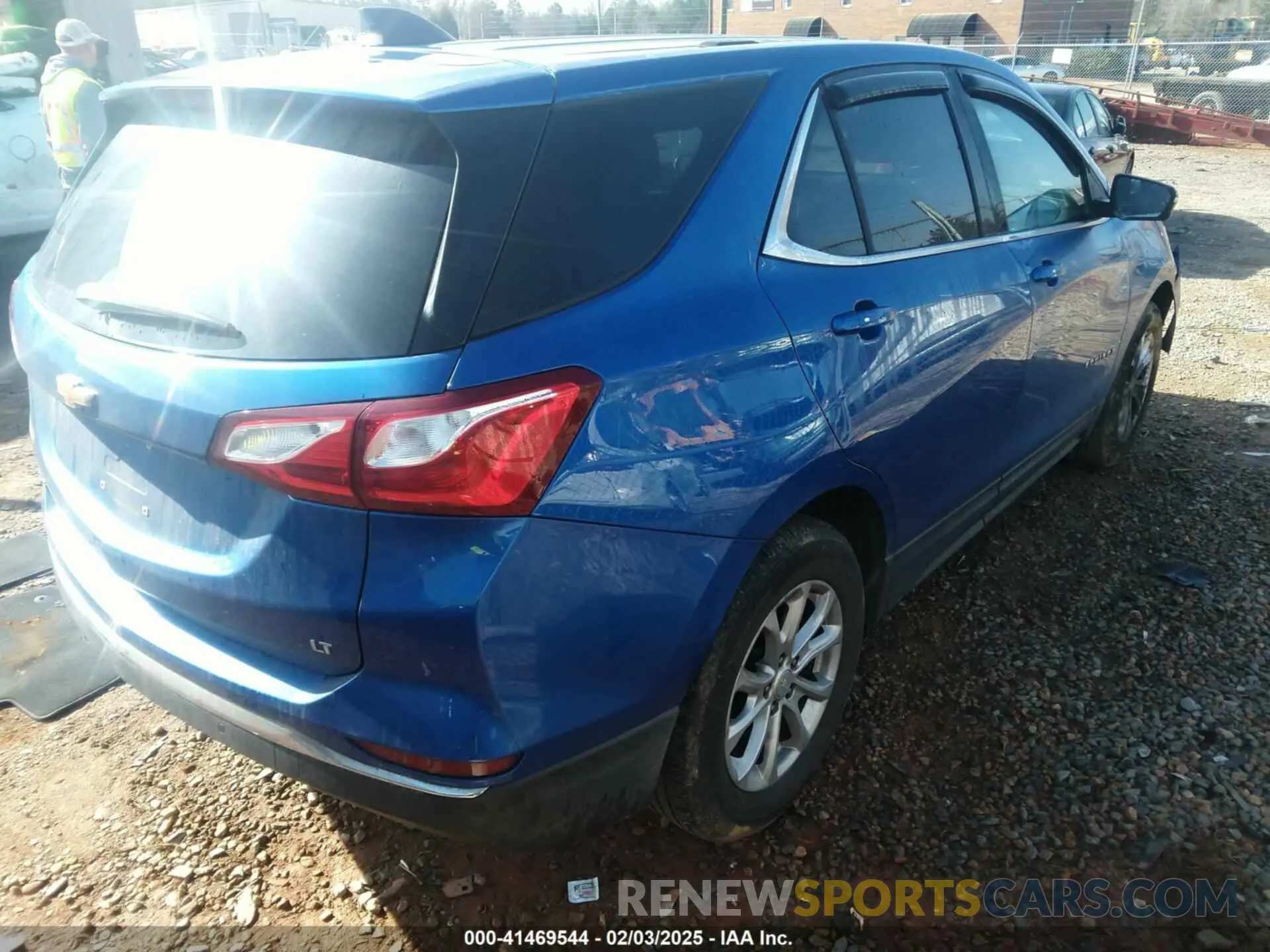 4 Photograph of a damaged car 3GNAXKEVXKS581753 CHEVROLET EQUINOX 2019