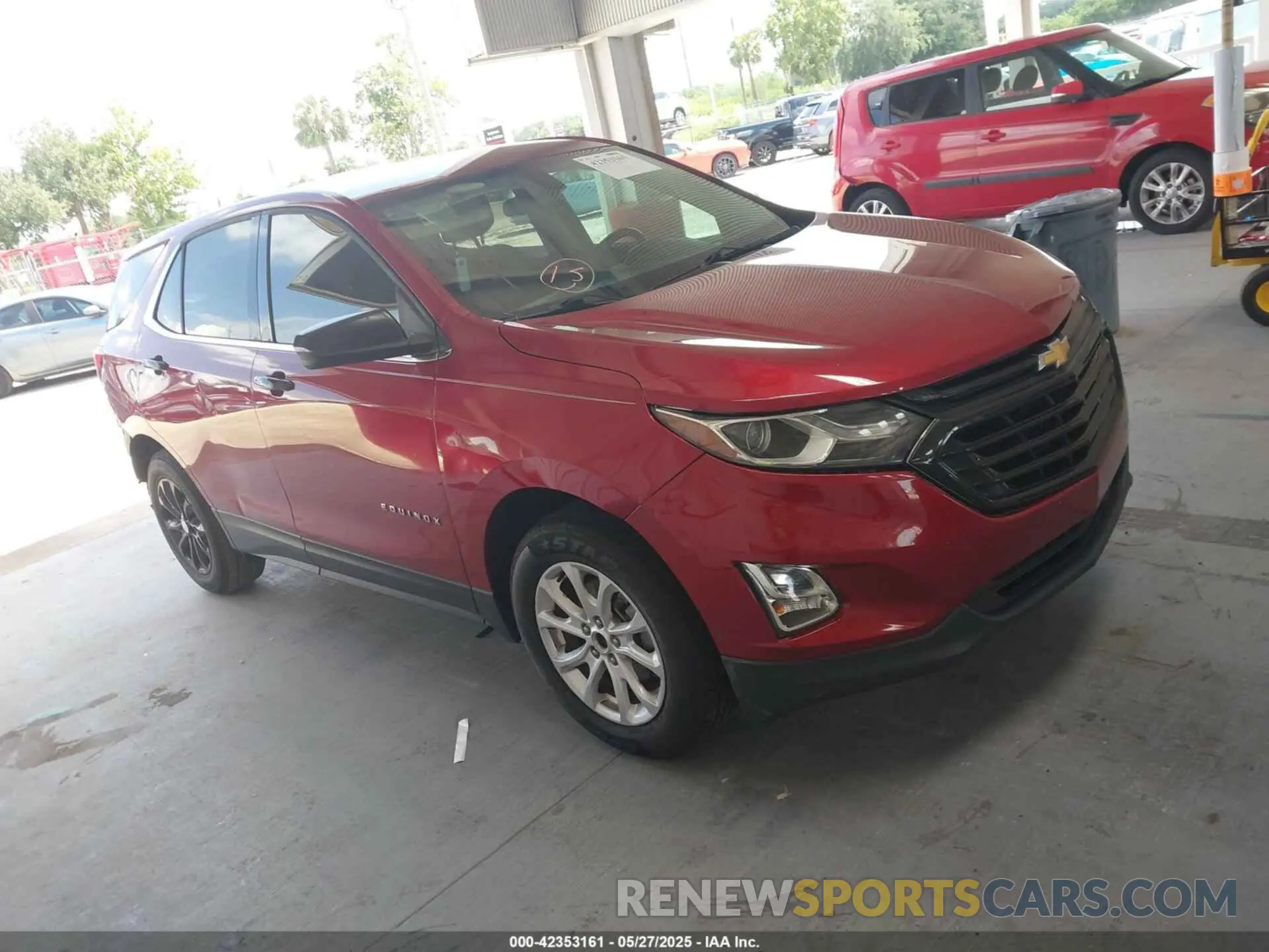 13 Photograph of a damaged car 3GNAXKEVXKS585883 CHEVROLET EQUINOX 2019