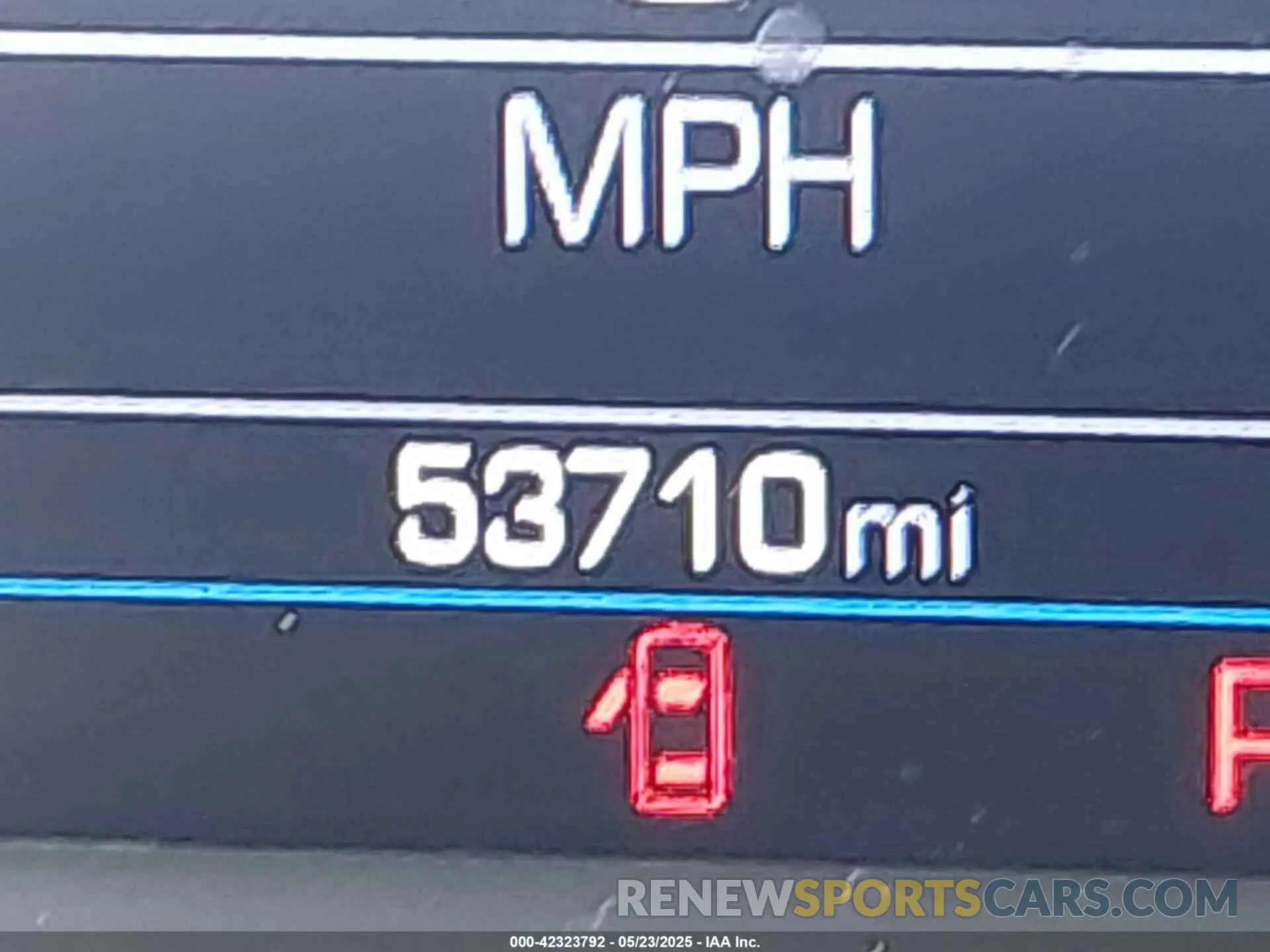 16 Photograph of a damaged car 3GNAXKEVXKS586516 CHEVROLET EQUINOX 2019