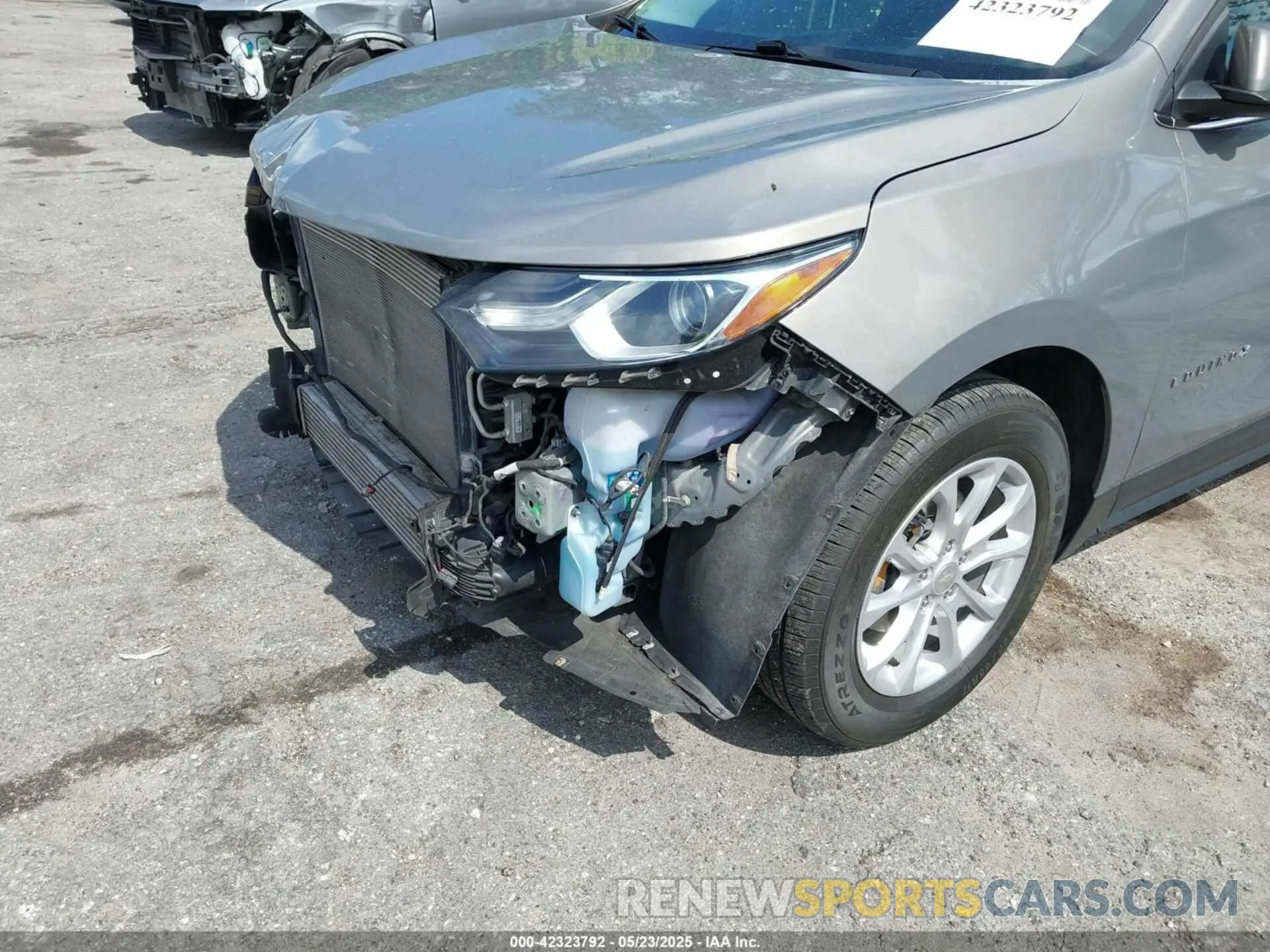 6 Photograph of a damaged car 3GNAXKEVXKS586516 CHEVROLET EQUINOX 2019