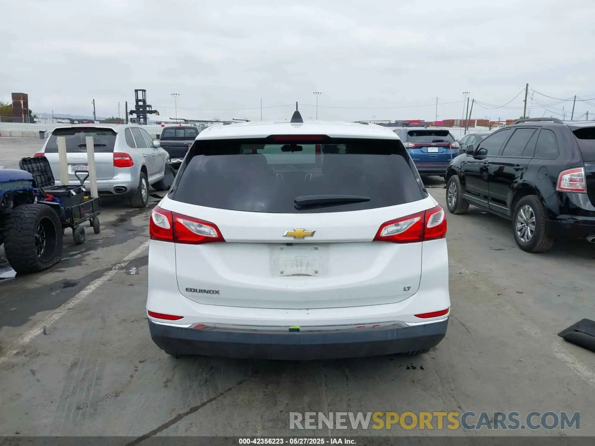 16 Photograph of a damaged car 3GNAXKEVXKS634726 CHEVROLET EQUINOX 2019