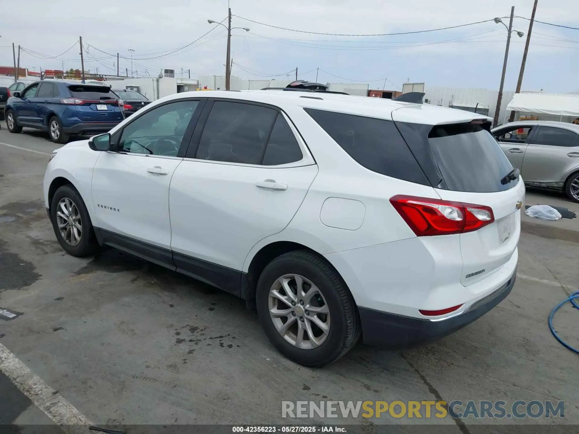 3 Photograph of a damaged car 3GNAXKEVXKS634726 CHEVROLET EQUINOX 2019