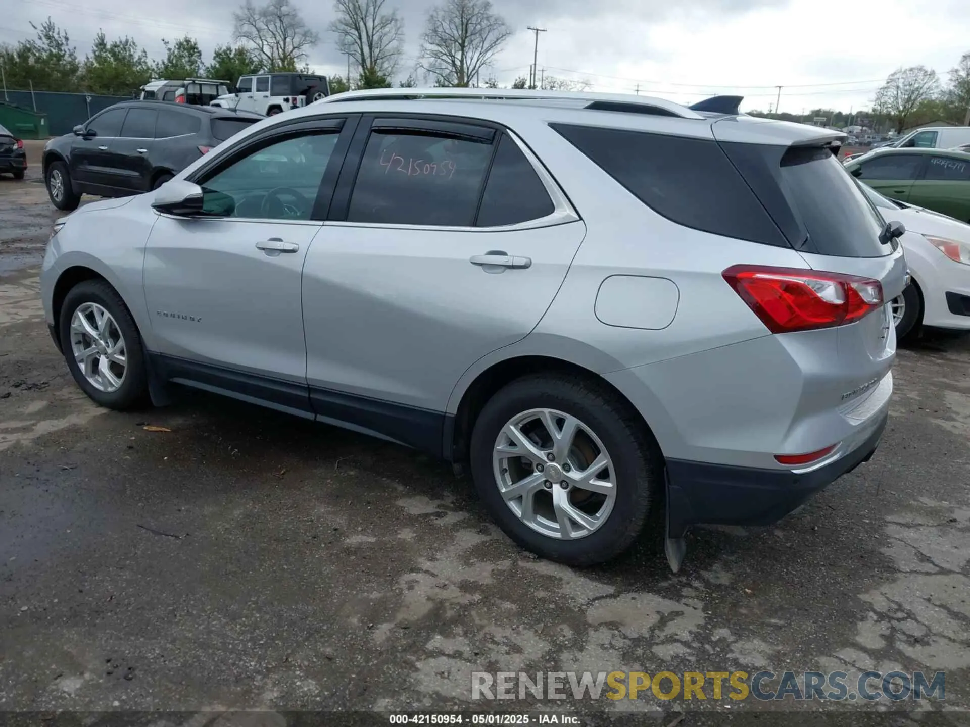 3 Photograph of a damaged car 3GNAXLEX1KS632306 CHEVROLET EQUINOX 2019