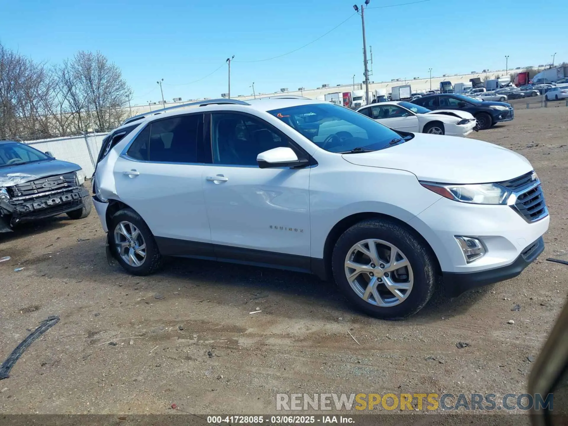13 Photograph of a damaged car 3GNAXLEX1KS681828 CHEVROLET EQUINOX 2019