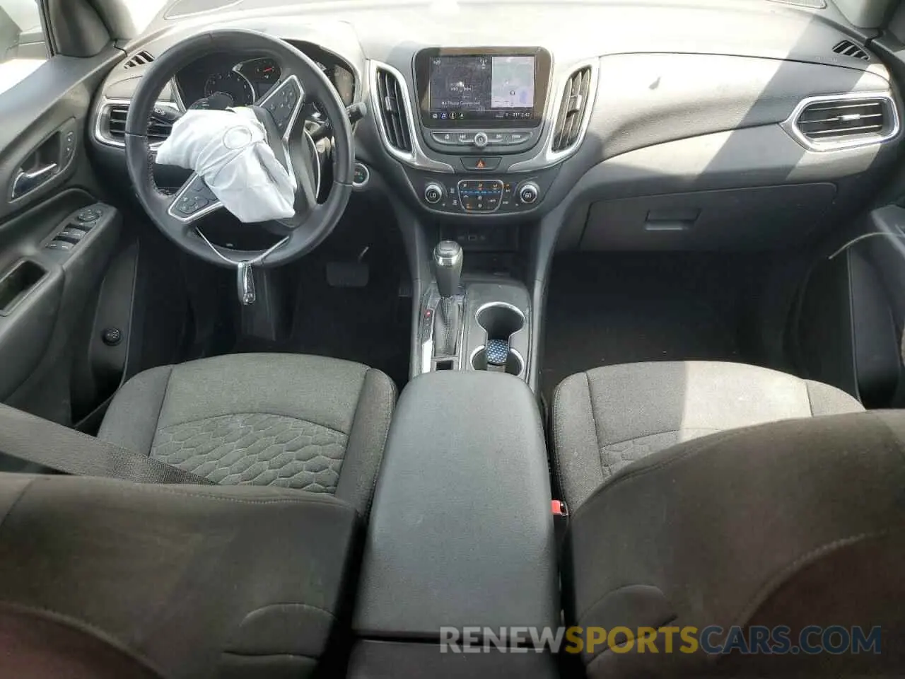 8 Photograph of a damaged car 3GNAXLEX2KS632136 CHEVROLET EQUINOX 2019