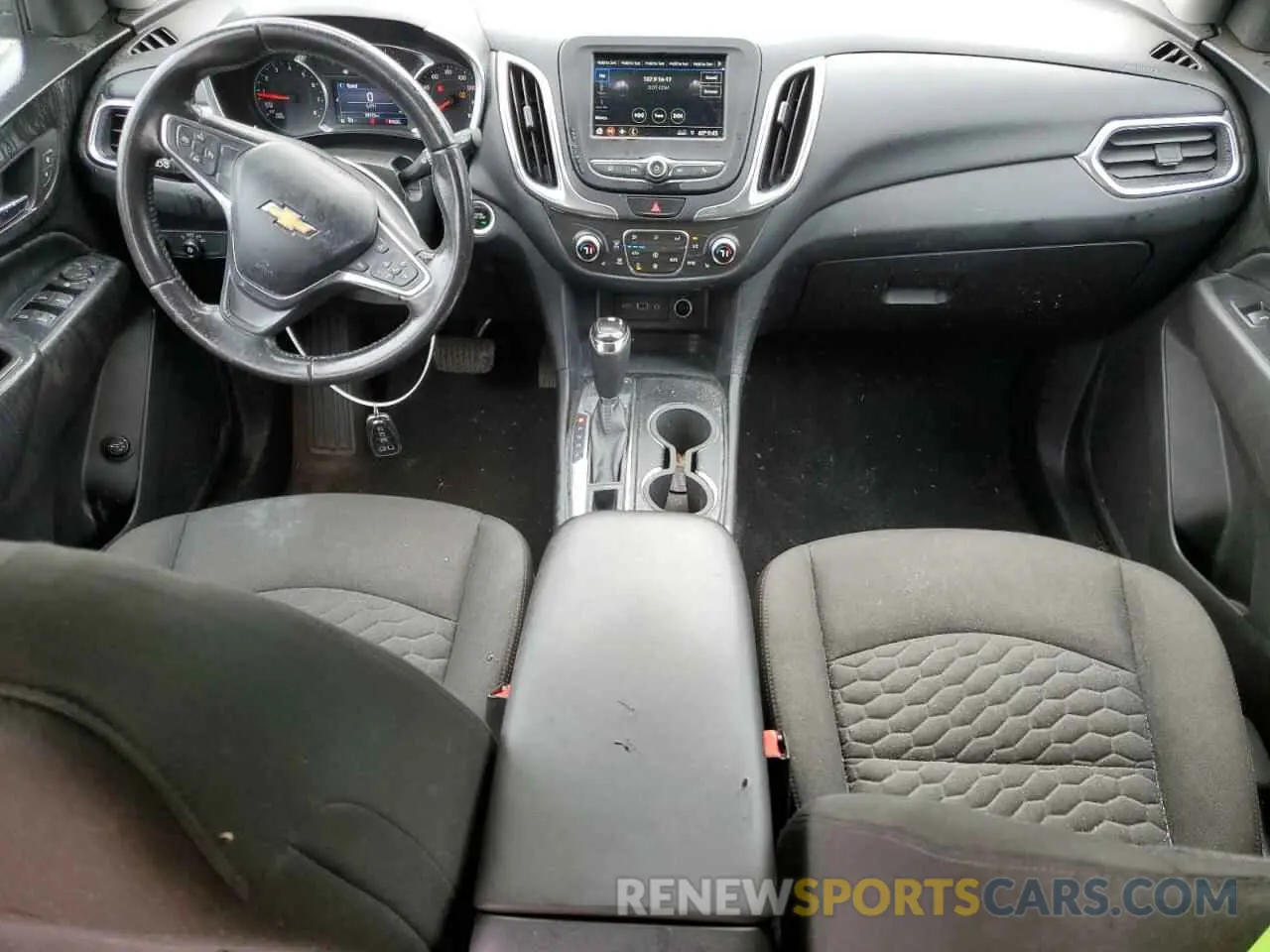 8 Photograph of a damaged car 3GNAXLEX3KS556975 CHEVROLET EQUINOX 2019
