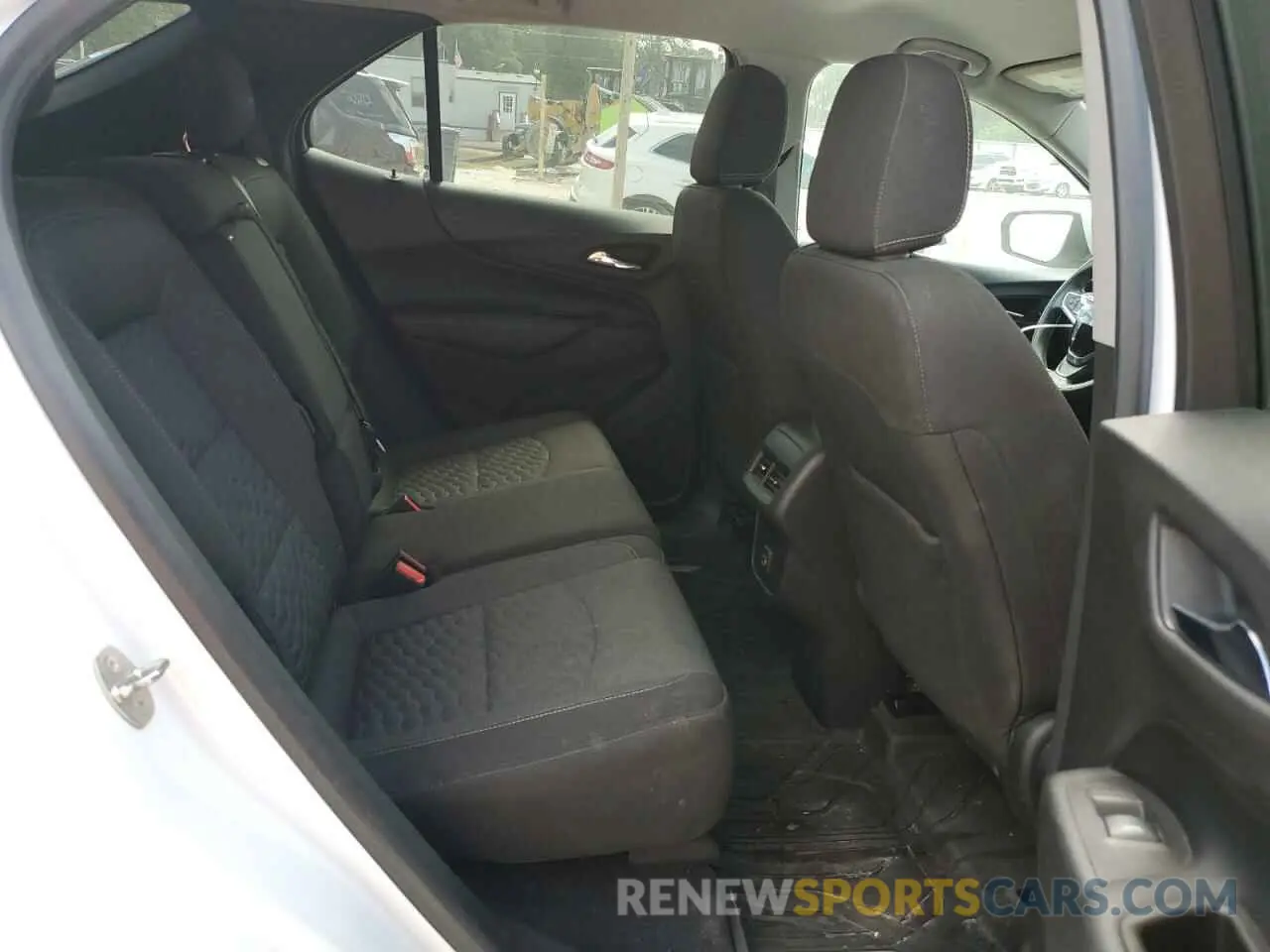10 Photograph of a damaged car 3GNAXLEX3KS668756 CHEVROLET EQUINOX 2019