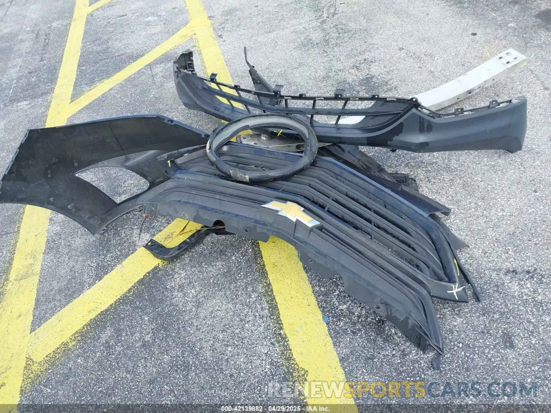 11 Photograph of a damaged car 3GNAXLEX4KL243380 CHEVROLET EQUINOX 2019