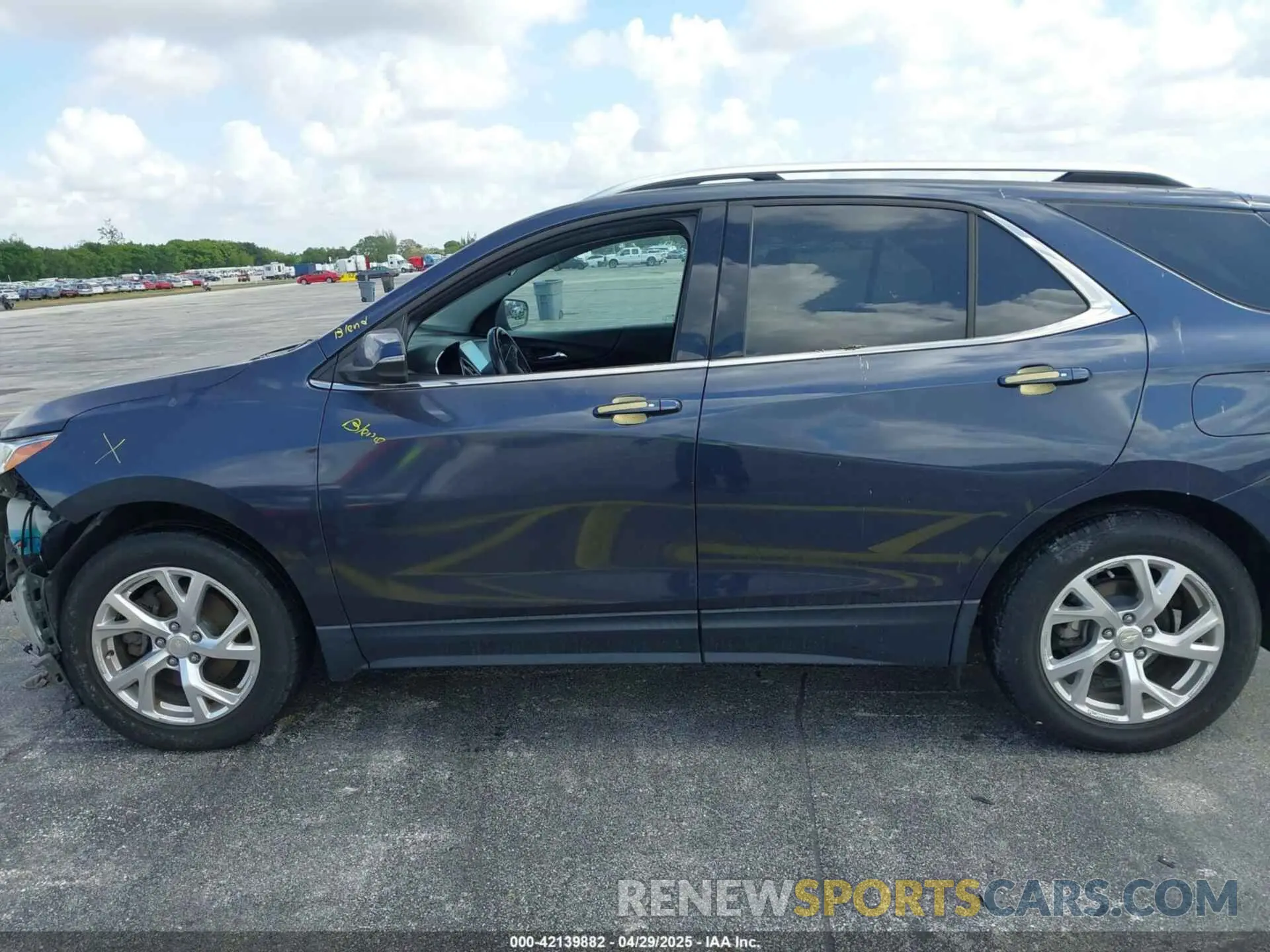 14 Photograph of a damaged car 3GNAXLEX4KL243380 CHEVROLET EQUINOX 2019