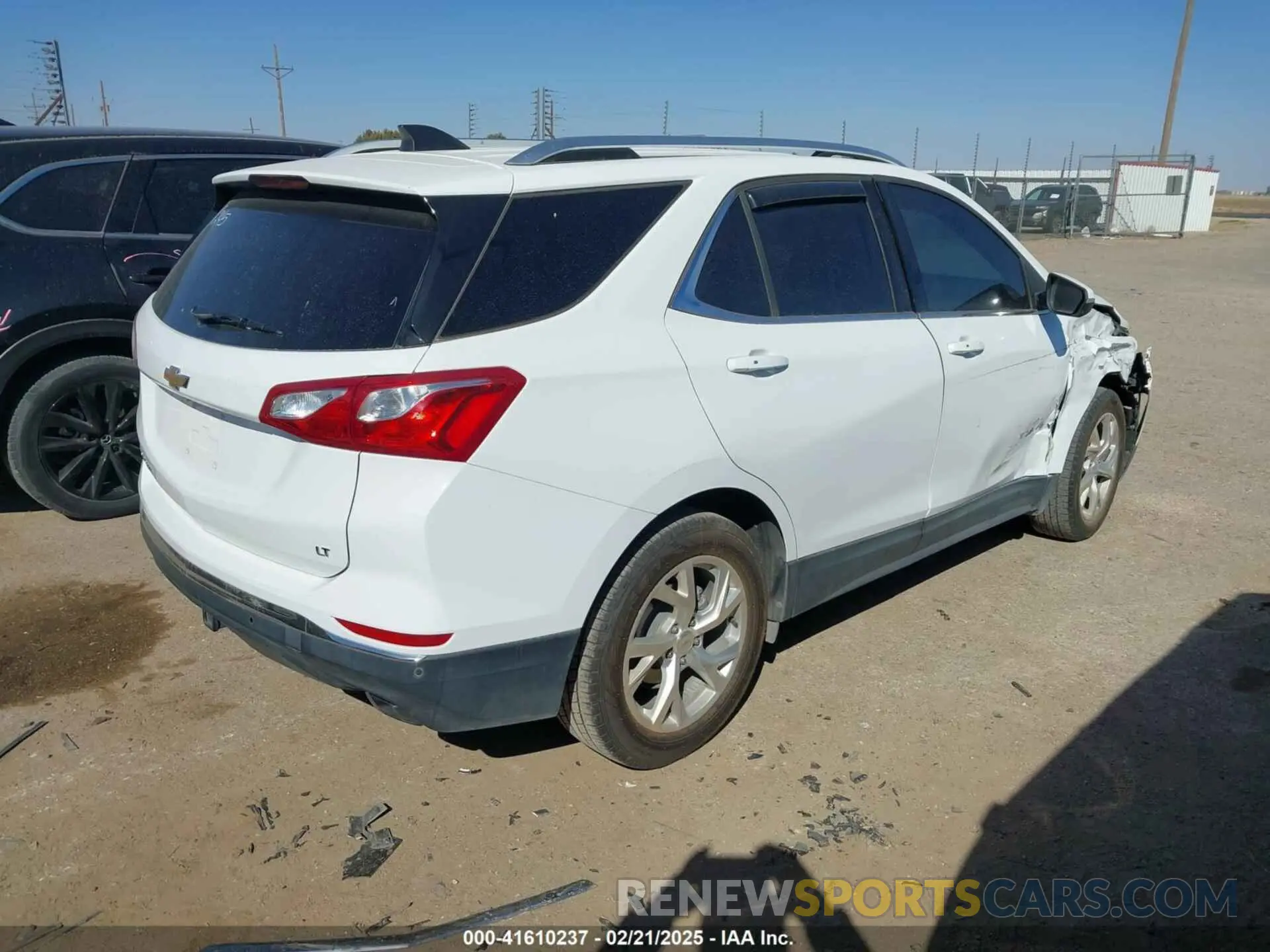 4 Photograph of a damaged car 3GNAXLEX4KS662609 CHEVROLET EQUINOX 2019