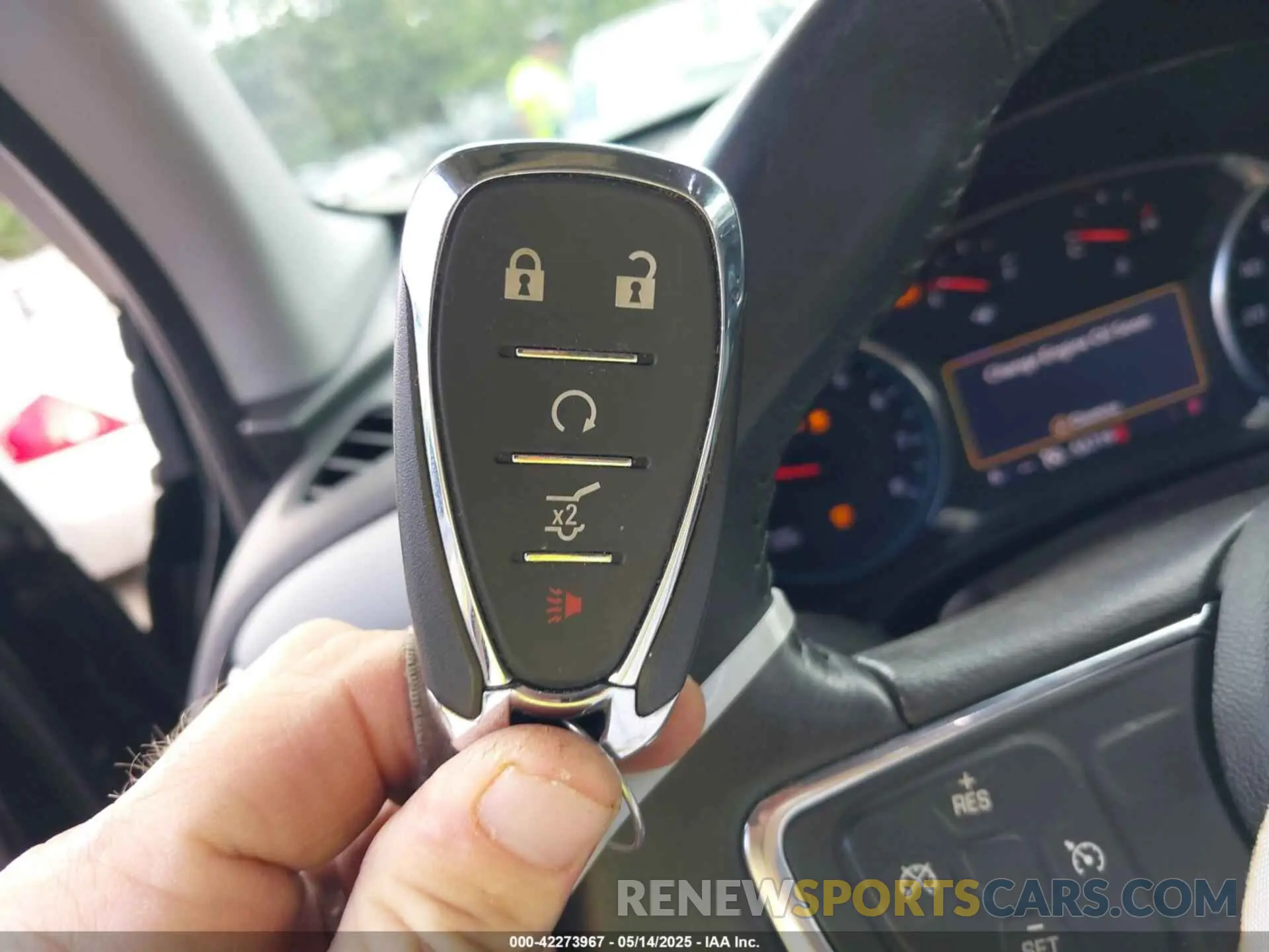 11 Photograph of a damaged car 3GNAXLEX5KL124060 CHEVROLET EQUINOX 2019