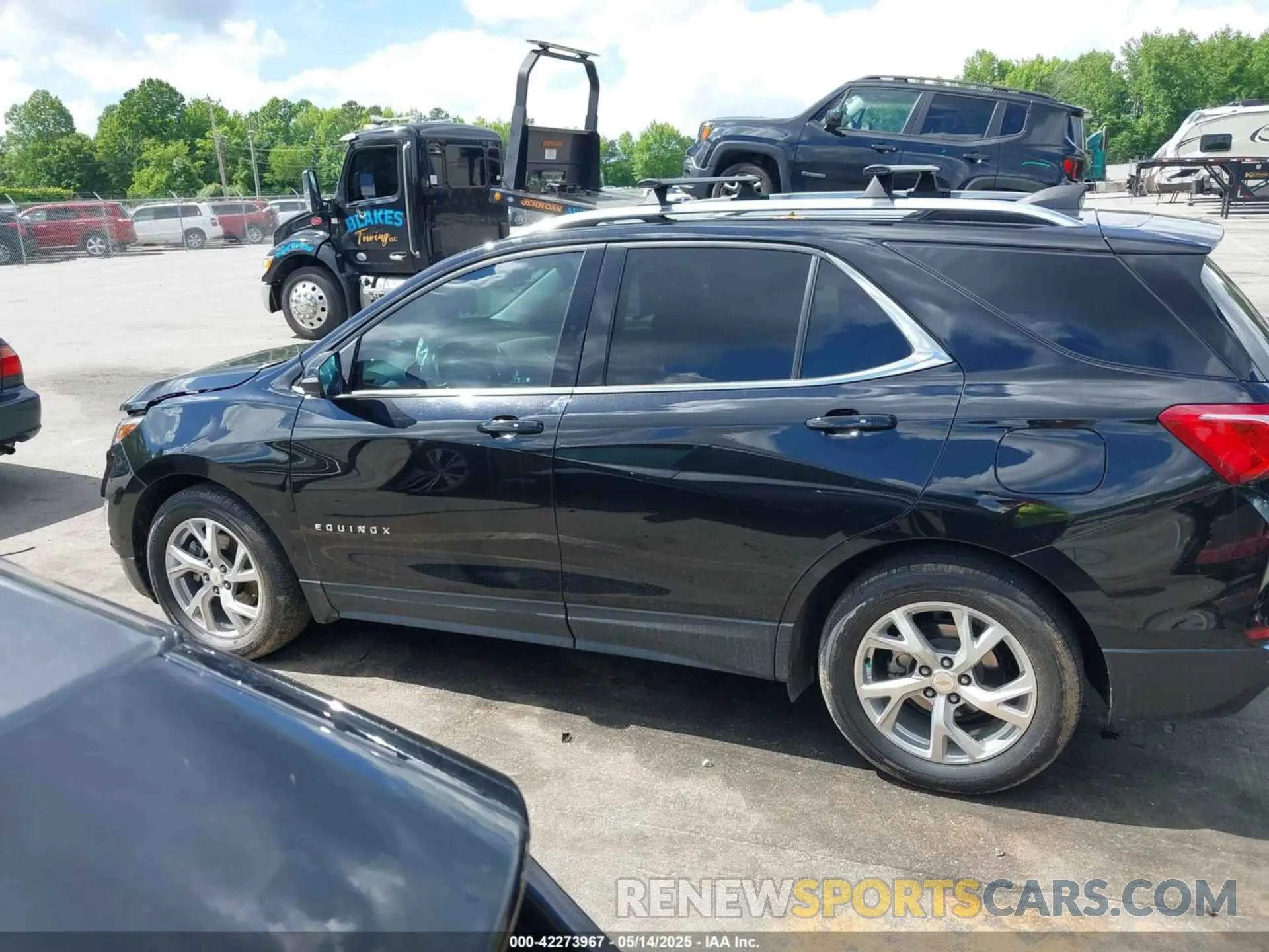 14 Photograph of a damaged car 3GNAXLEX5KL124060 CHEVROLET EQUINOX 2019