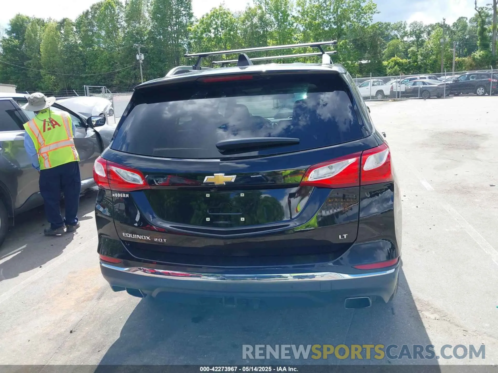 16 Photograph of a damaged car 3GNAXLEX5KL124060 CHEVROLET EQUINOX 2019