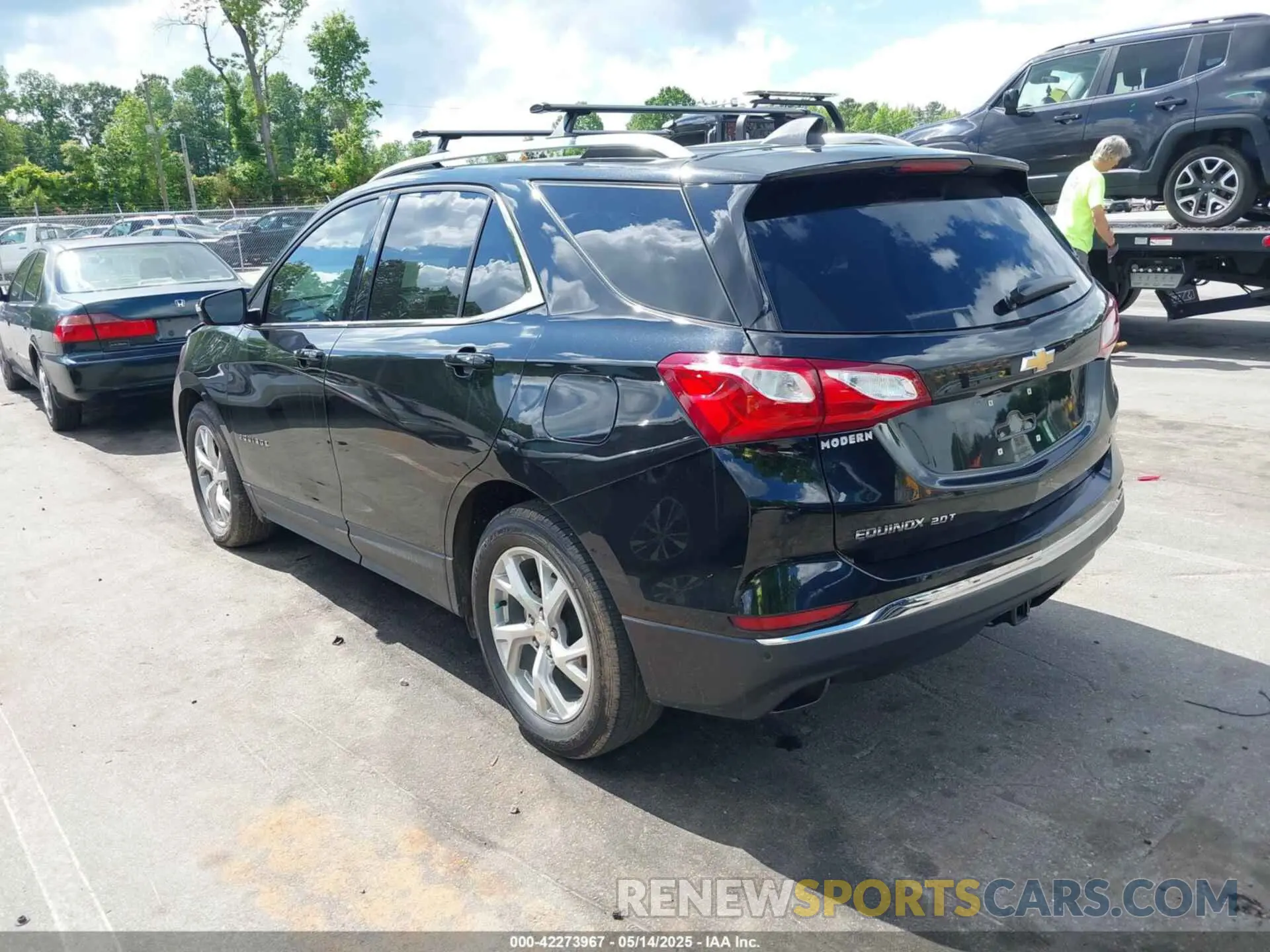 3 Photograph of a damaged car 3GNAXLEX5KL124060 CHEVROLET EQUINOX 2019