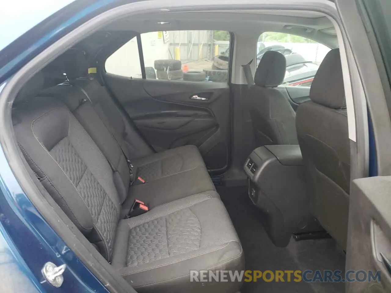 11 Photograph of a damaged car 3GNAXLEXXKL375348 CHEVROLET EQUINOX 2019