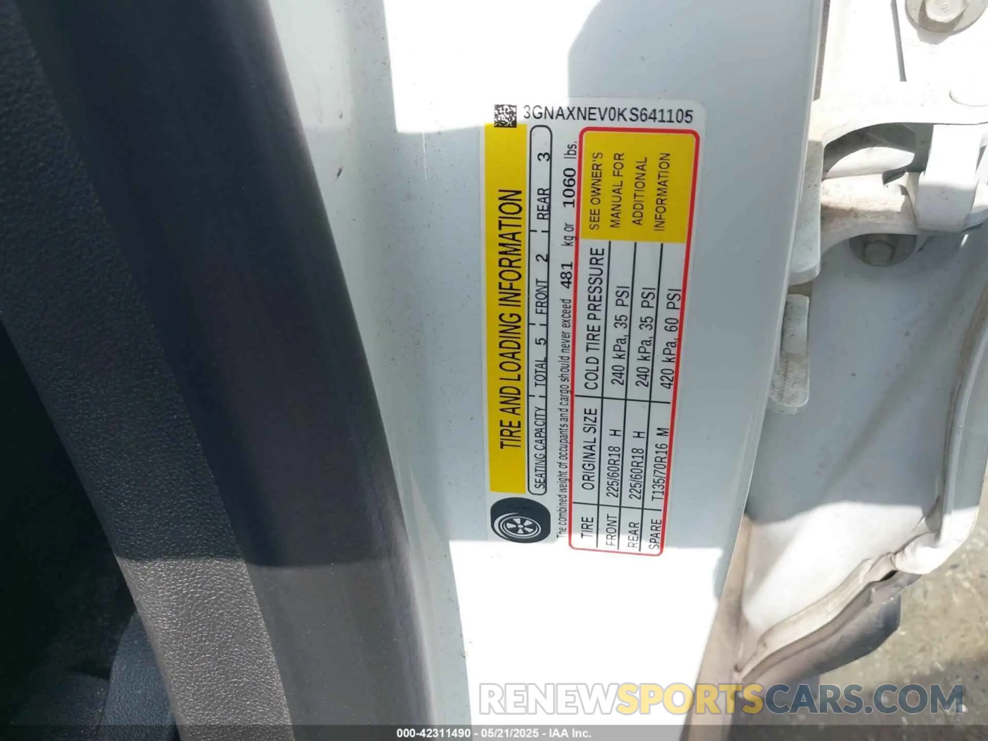 9 Photograph of a damaged car 3GNAXNEV0KS641105 CHEVROLET EQUINOX 2019